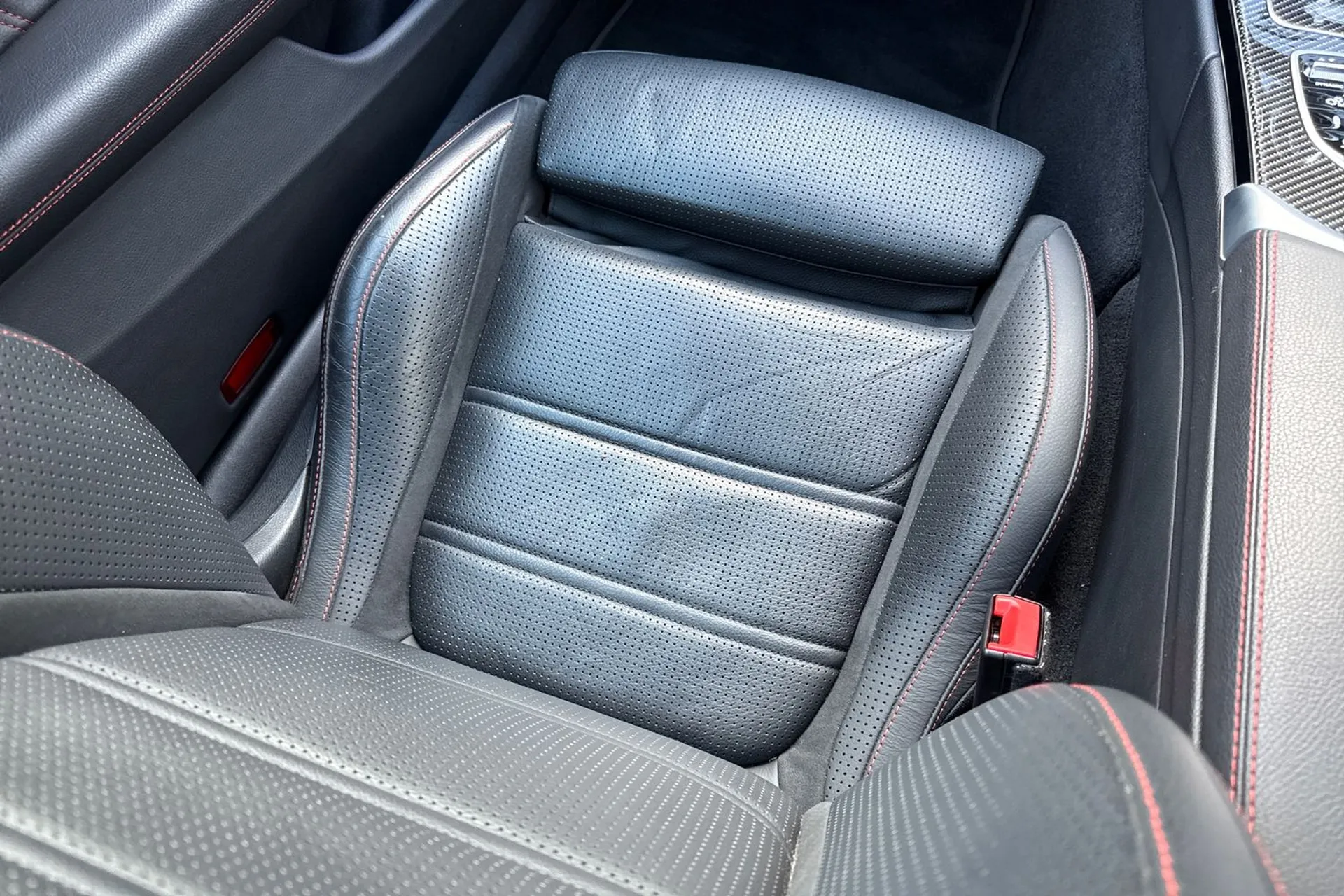 MERCEDES-BENZ C CLASS thumbnail image number 35