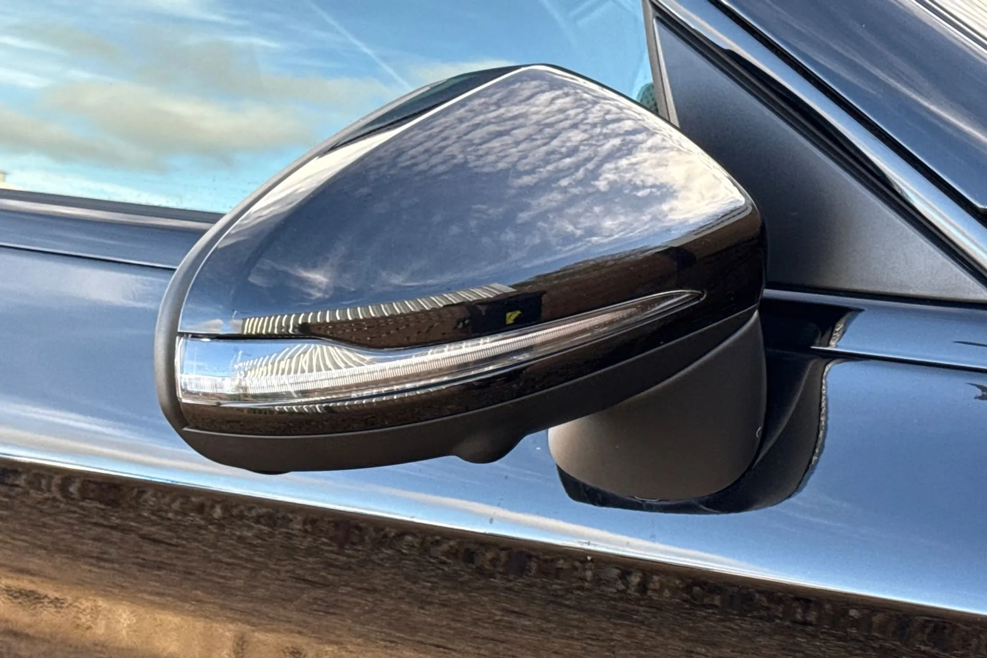 MERCEDES-BENZ C CLASS thumbnail image number 44