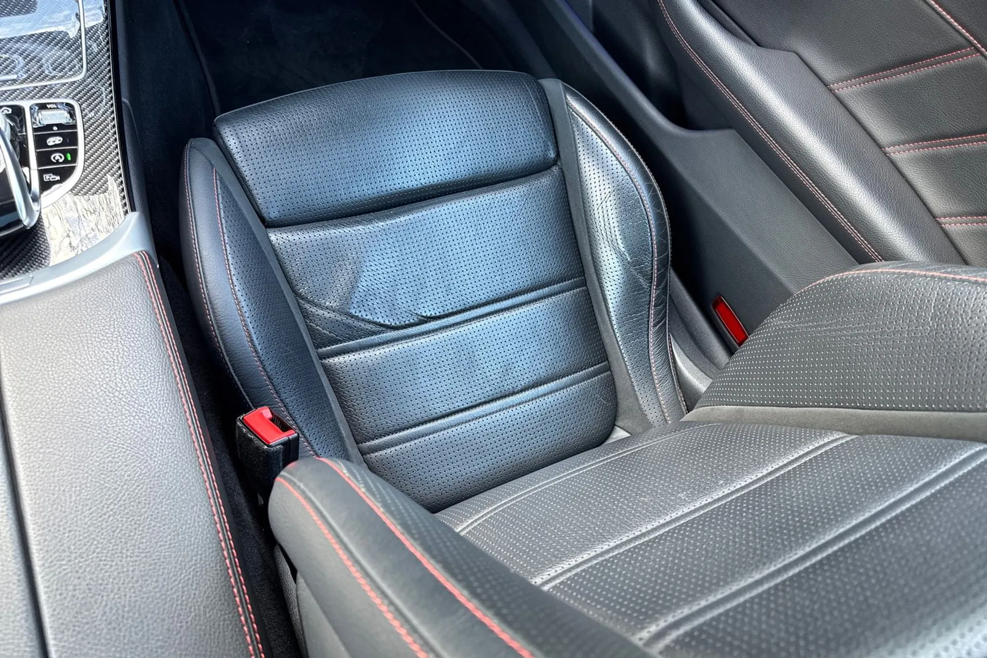 MERCEDES-BENZ C CLASS thumbnail image number 36