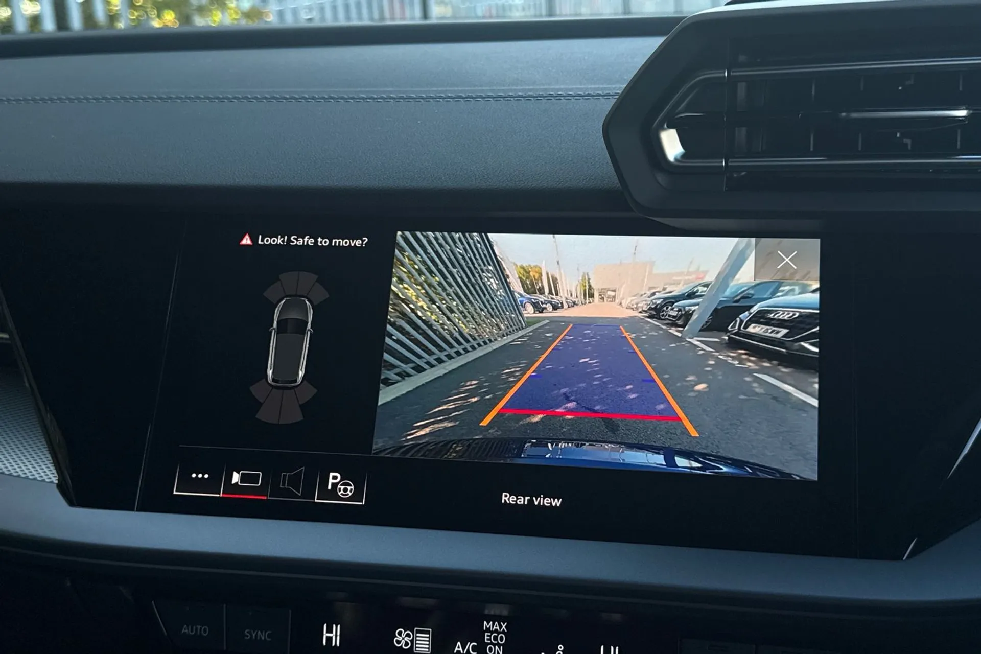 Audi A3 thumbnail image number 4