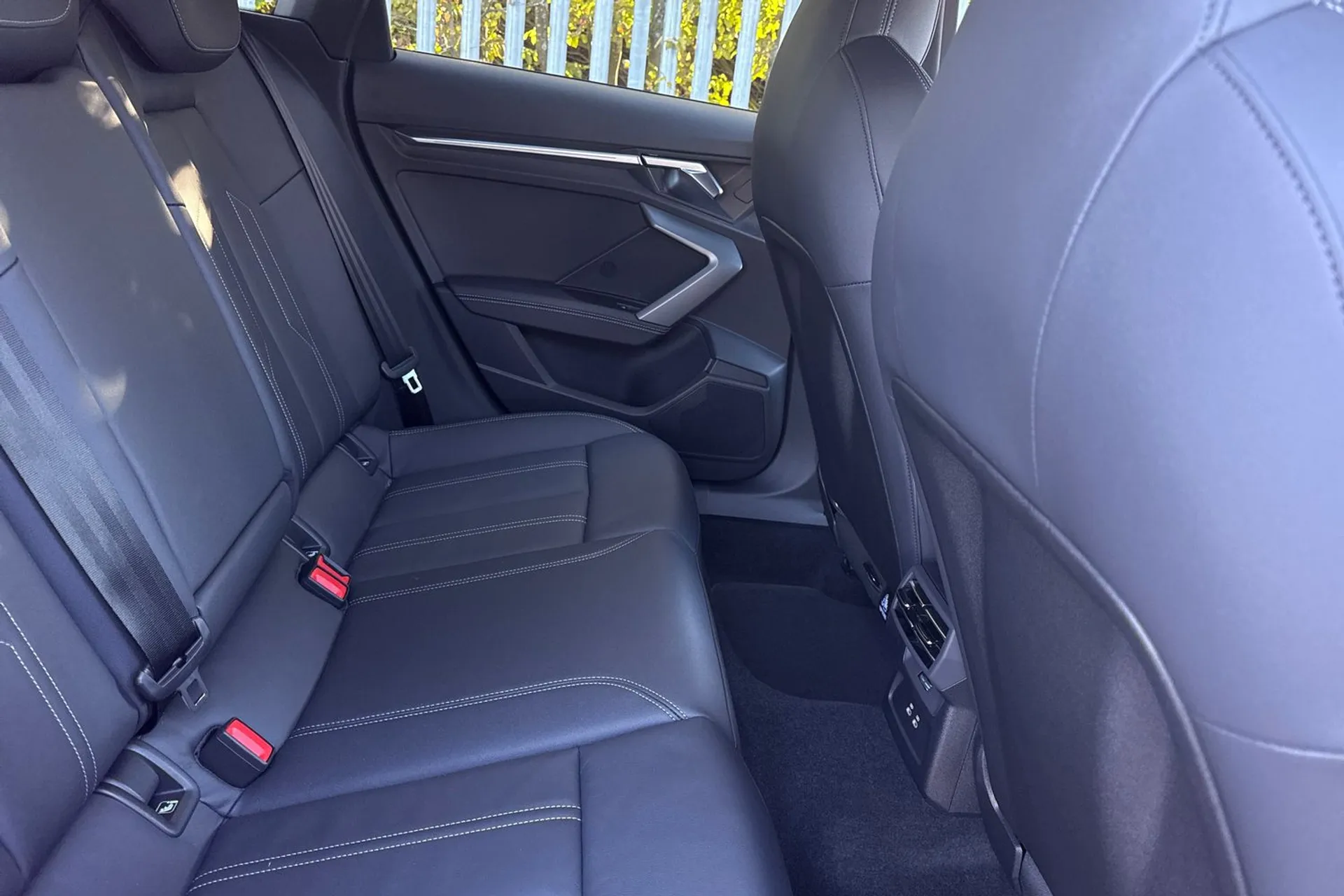 Audi A3 thumbnail image number 21