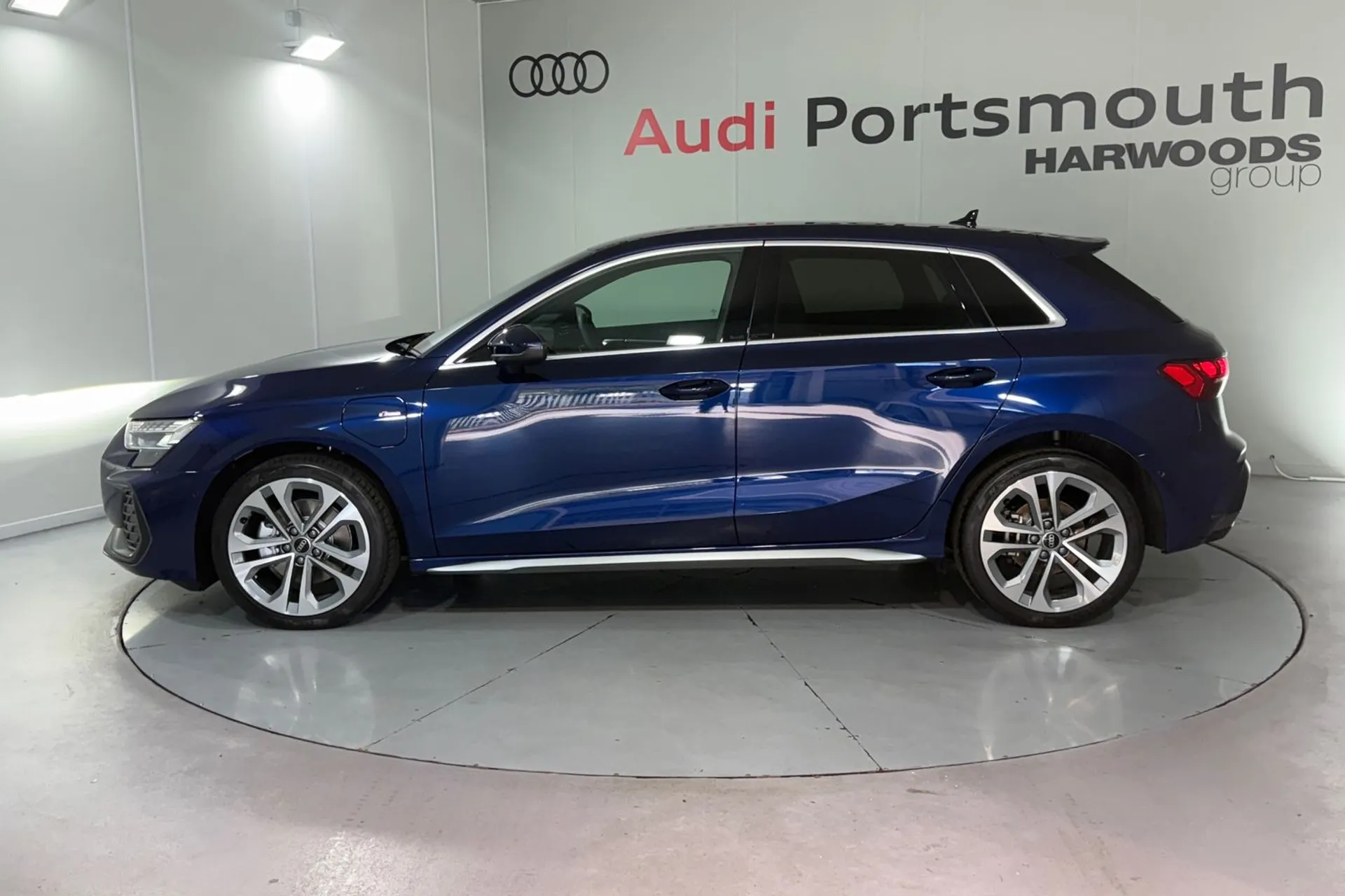 Audi A3 thumbnail image number 11