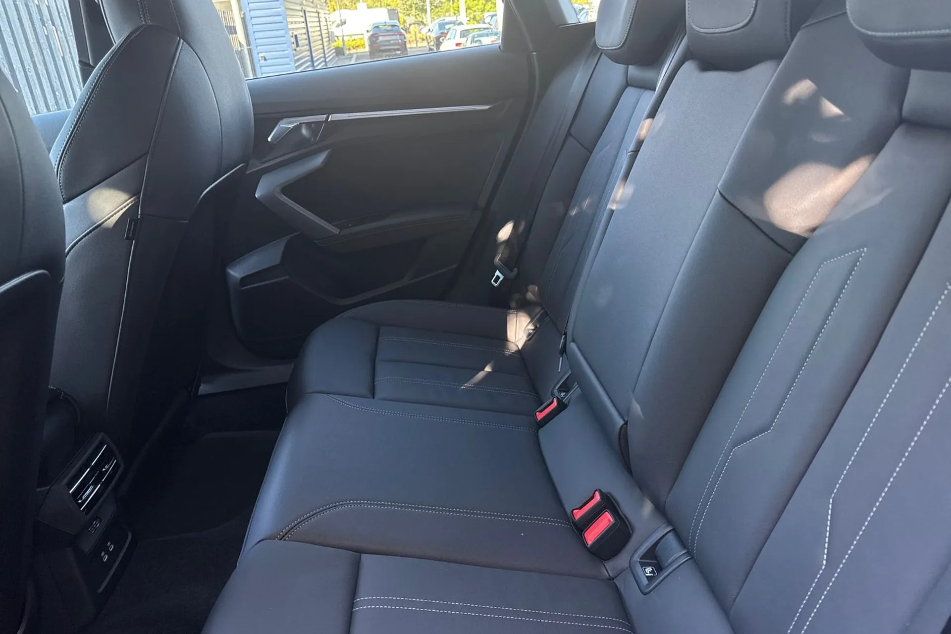 Audi A3 thumbnail image number 34