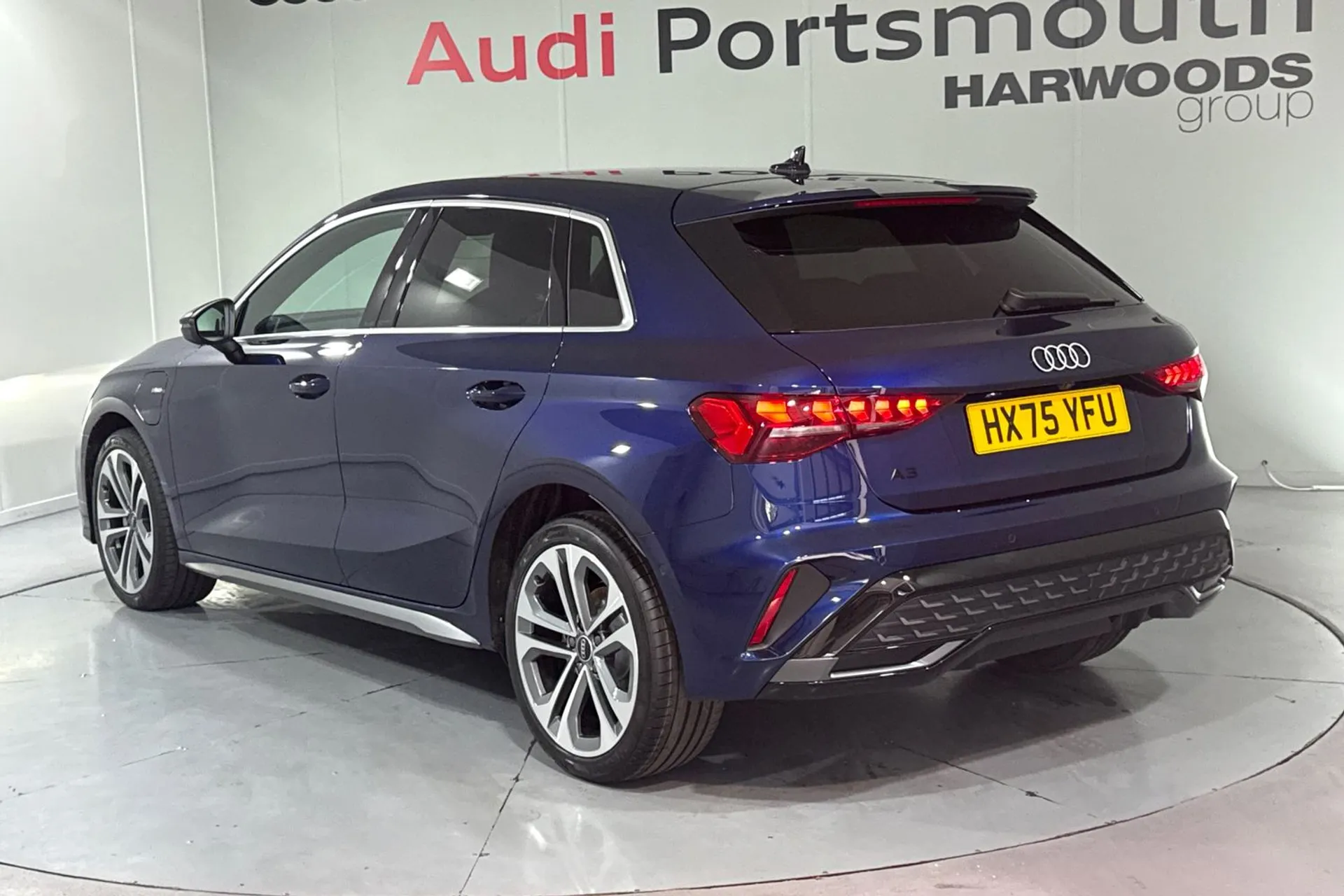 Audi A3 thumbnail image number 9