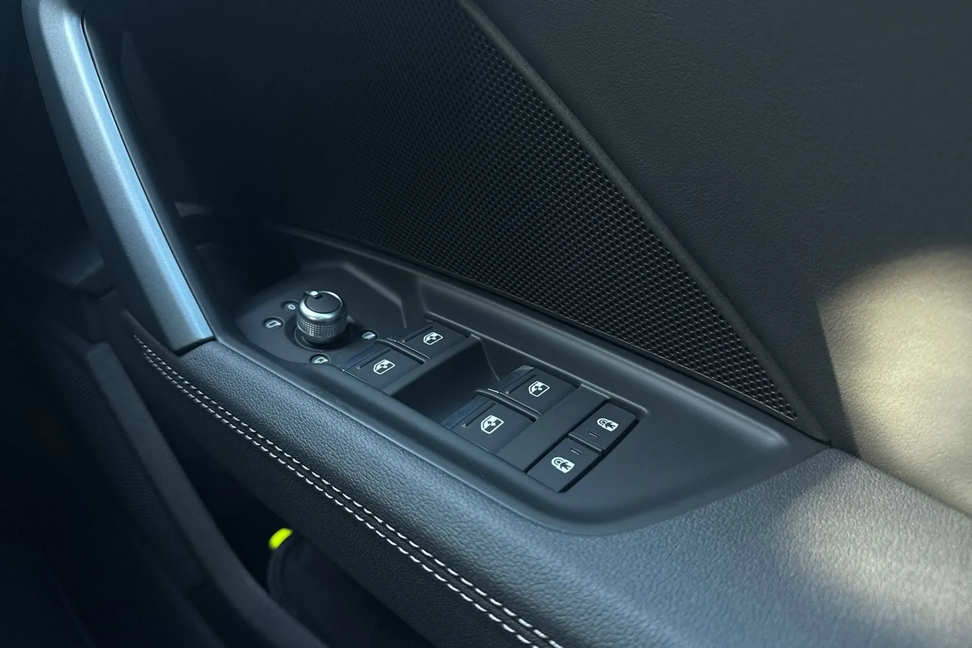 Audi A3 thumbnail image number 42