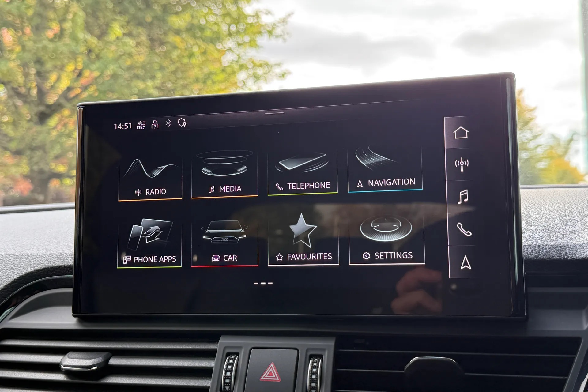 Audi Q5 thumbnail image number 24