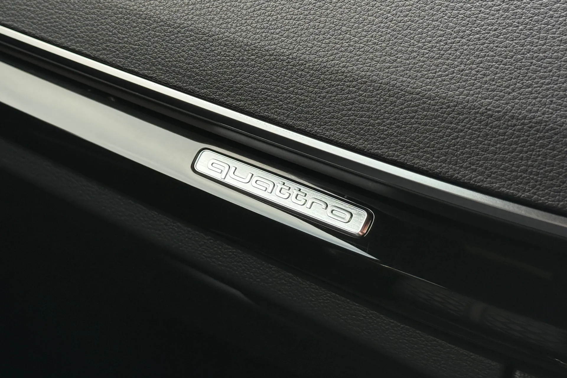 Audi Q5 thumbnail image number 18