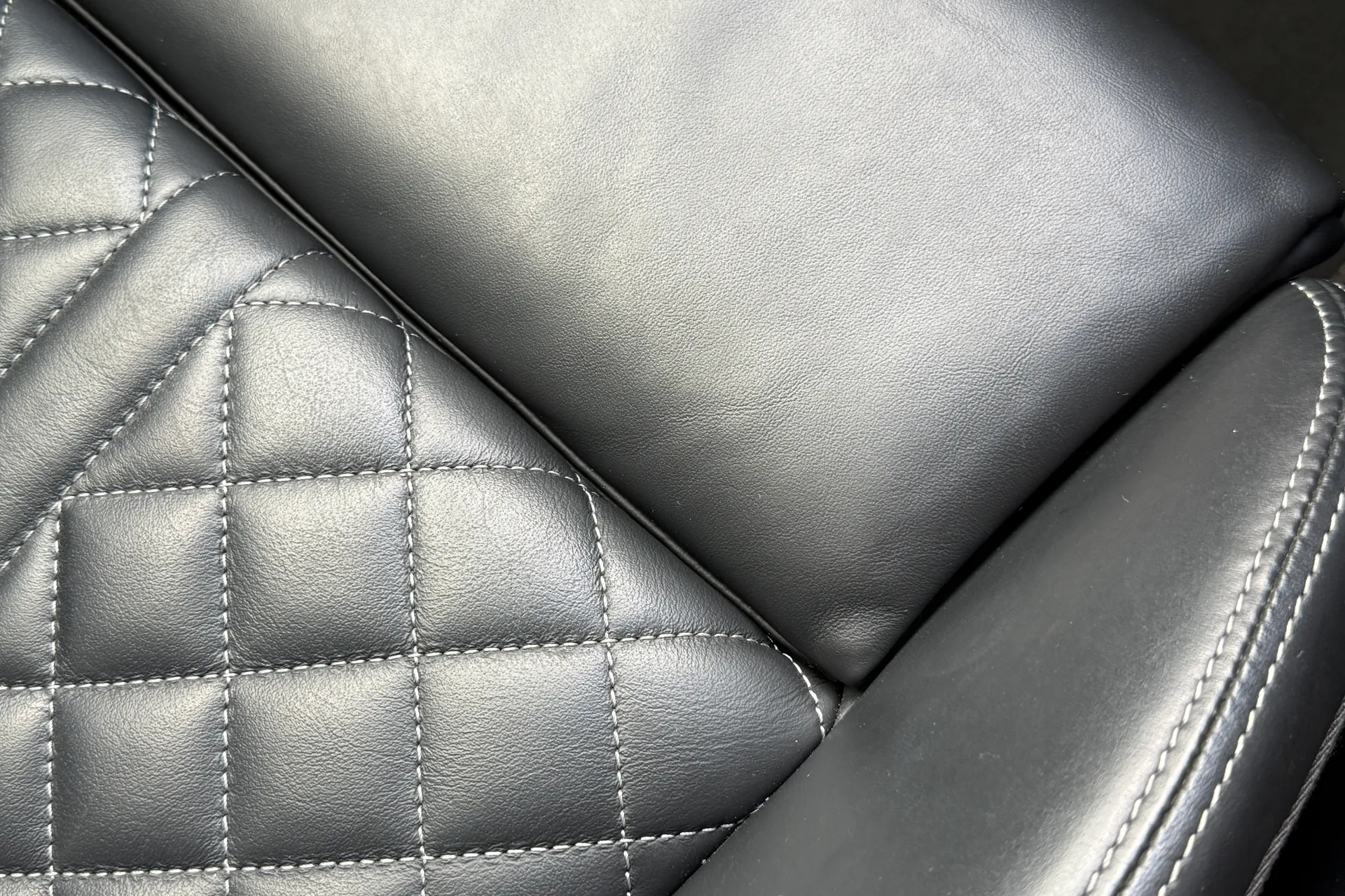 Audi Q5 thumbnail image number 31