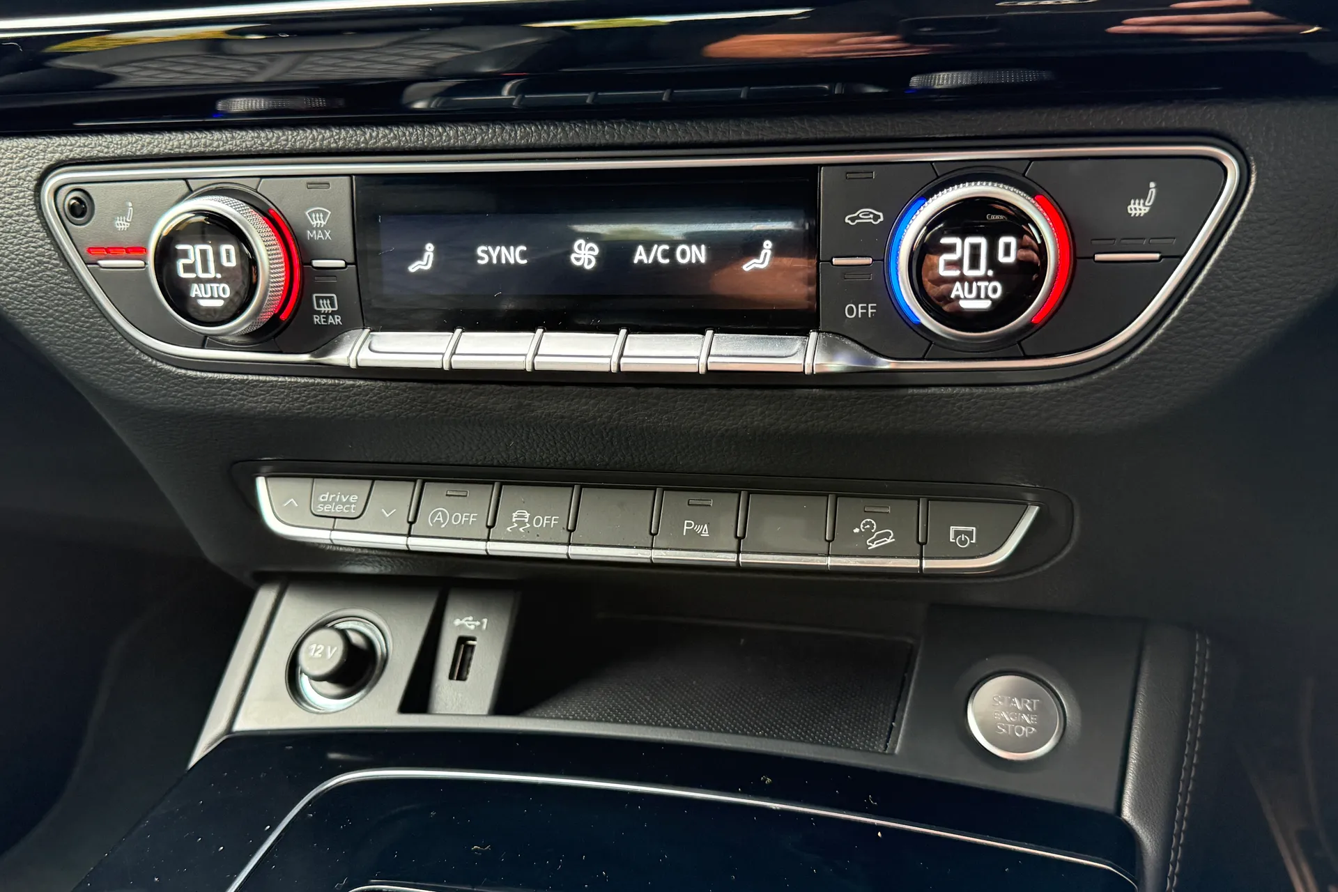 Audi Q5 thumbnail image number 17