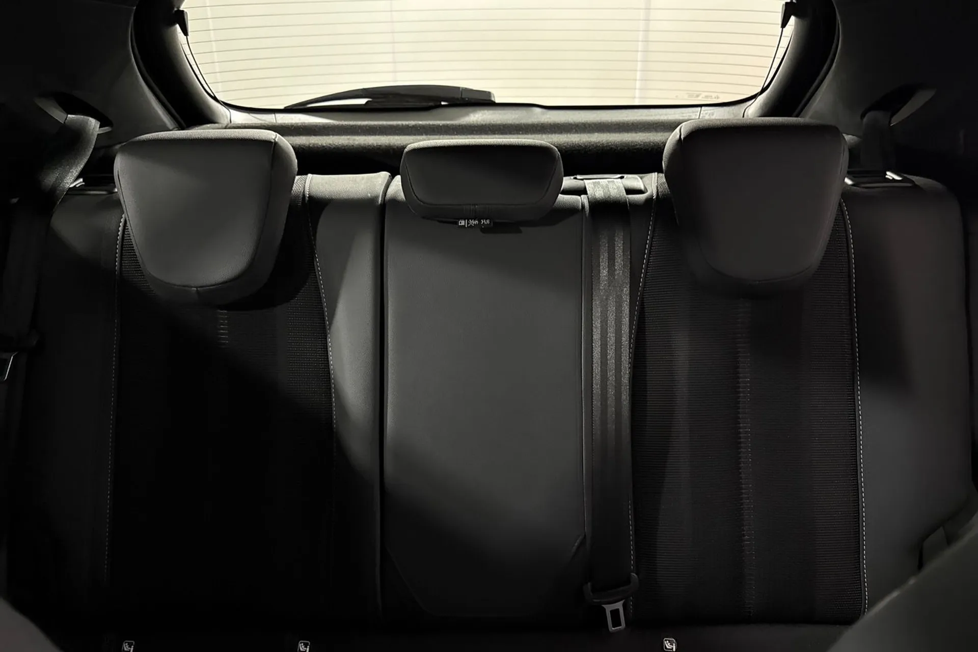 VAUXHALL MOKKA thumbnail image number 36