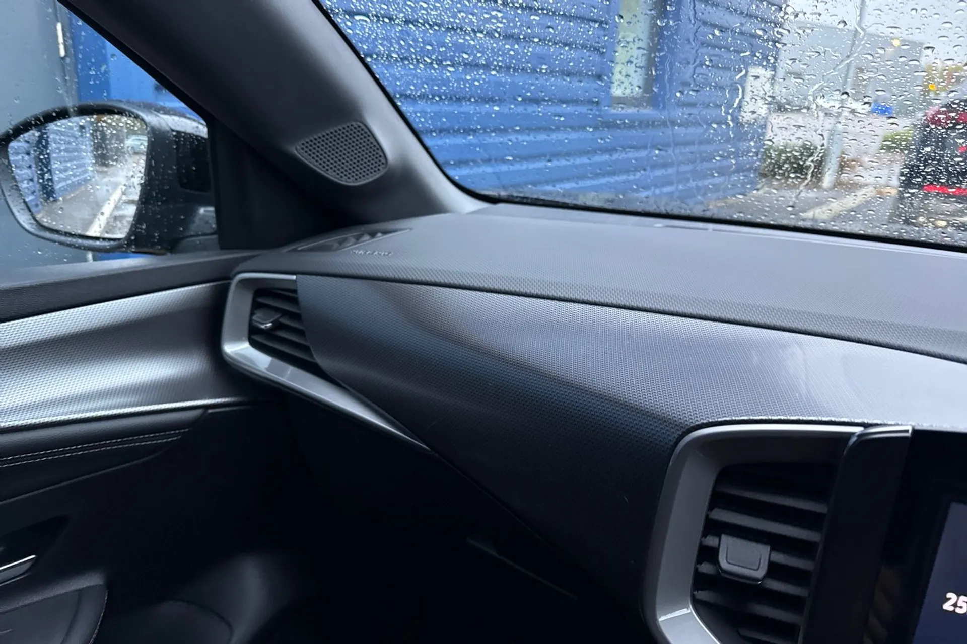 VAUXHALL MOKKA thumbnail image number 10