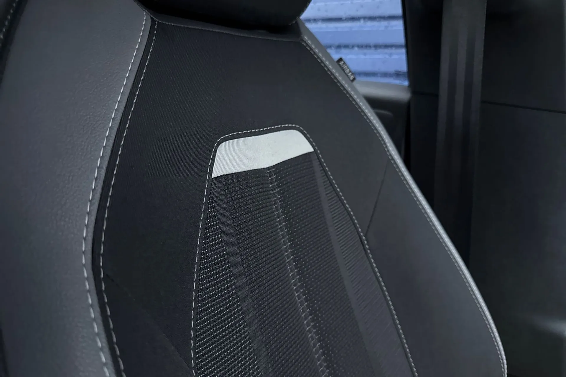 VAUXHALL MOKKA thumbnail image number 35