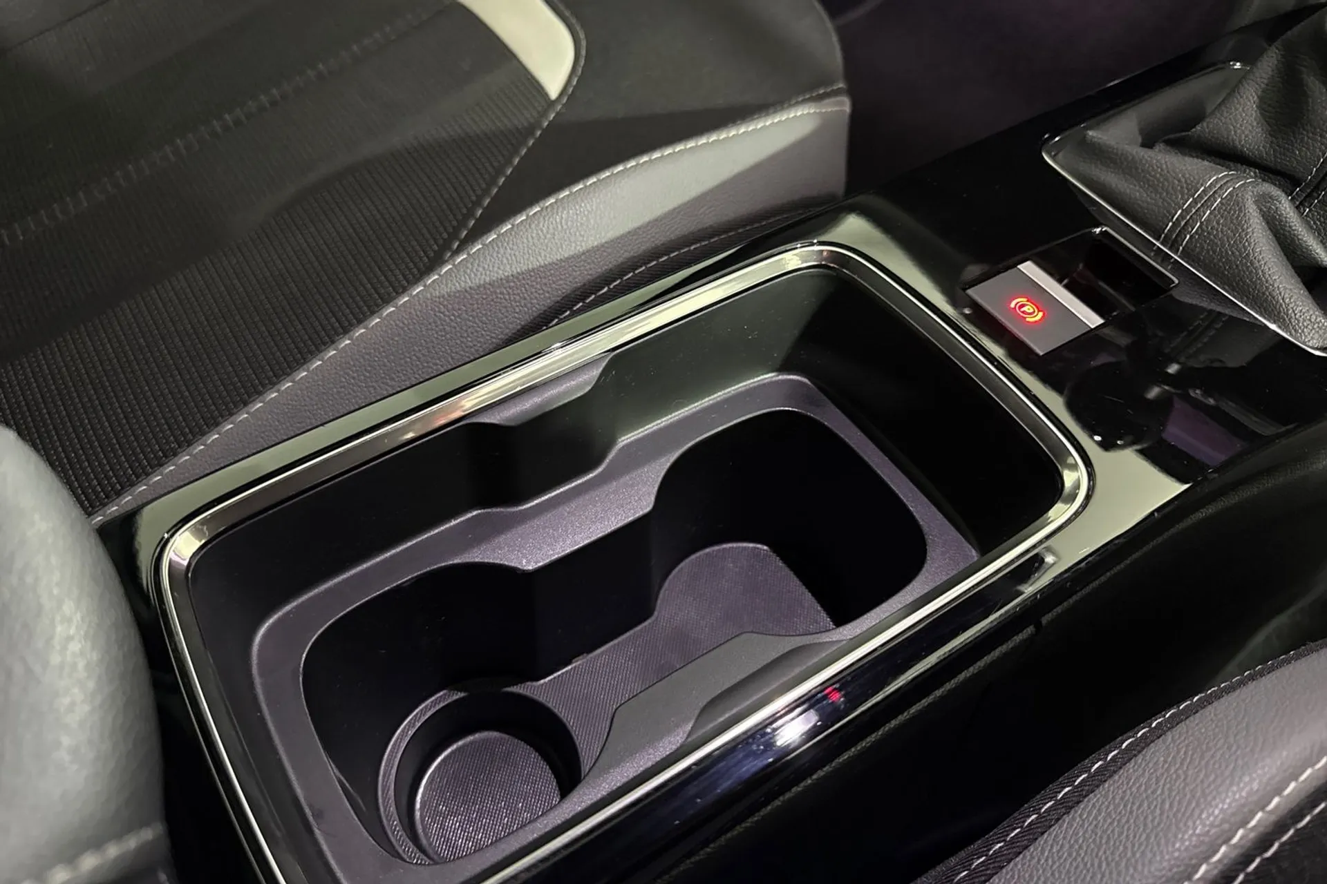 VAUXHALL MOKKA thumbnail image number 31