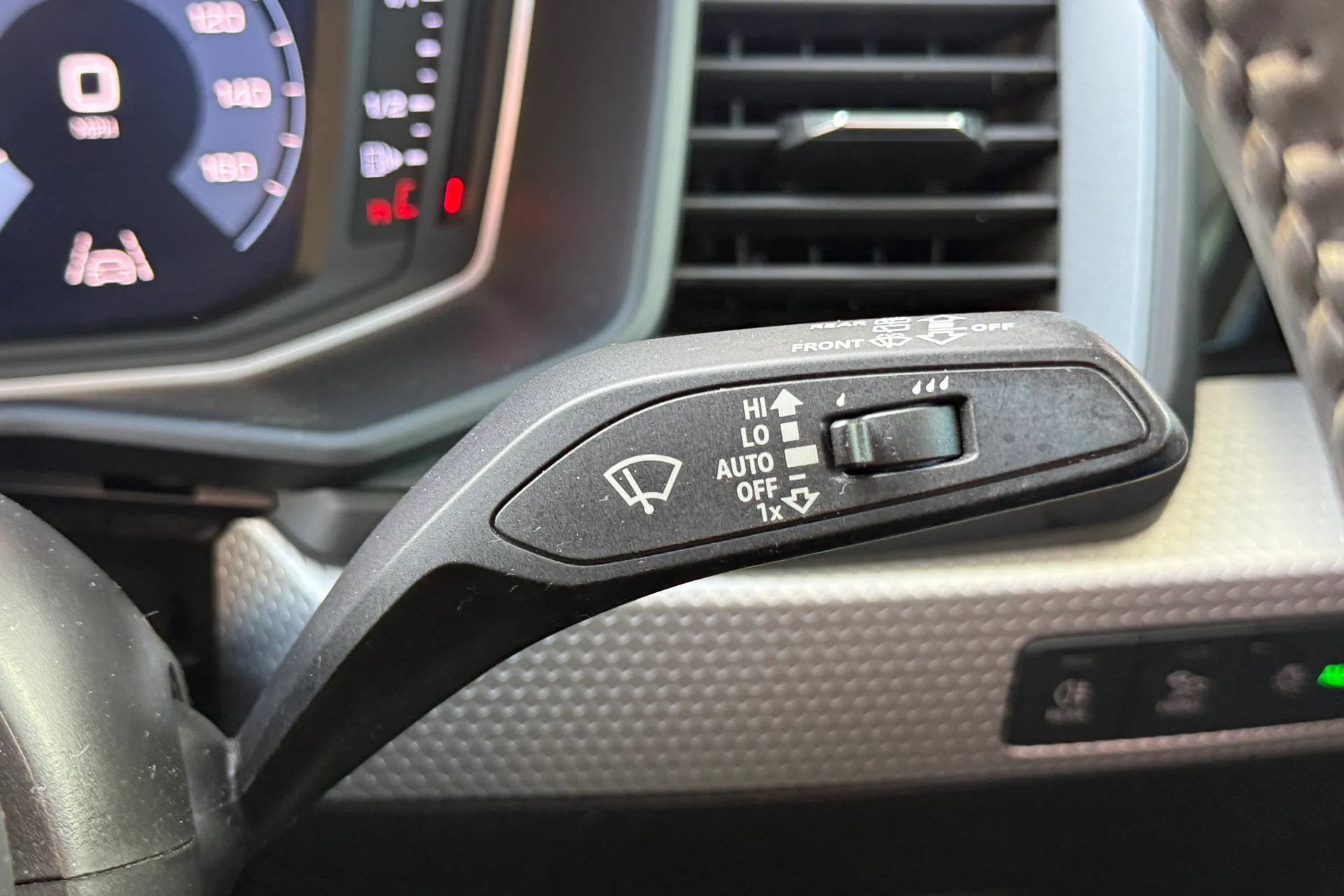 Audi A1 thumbnail image number 12