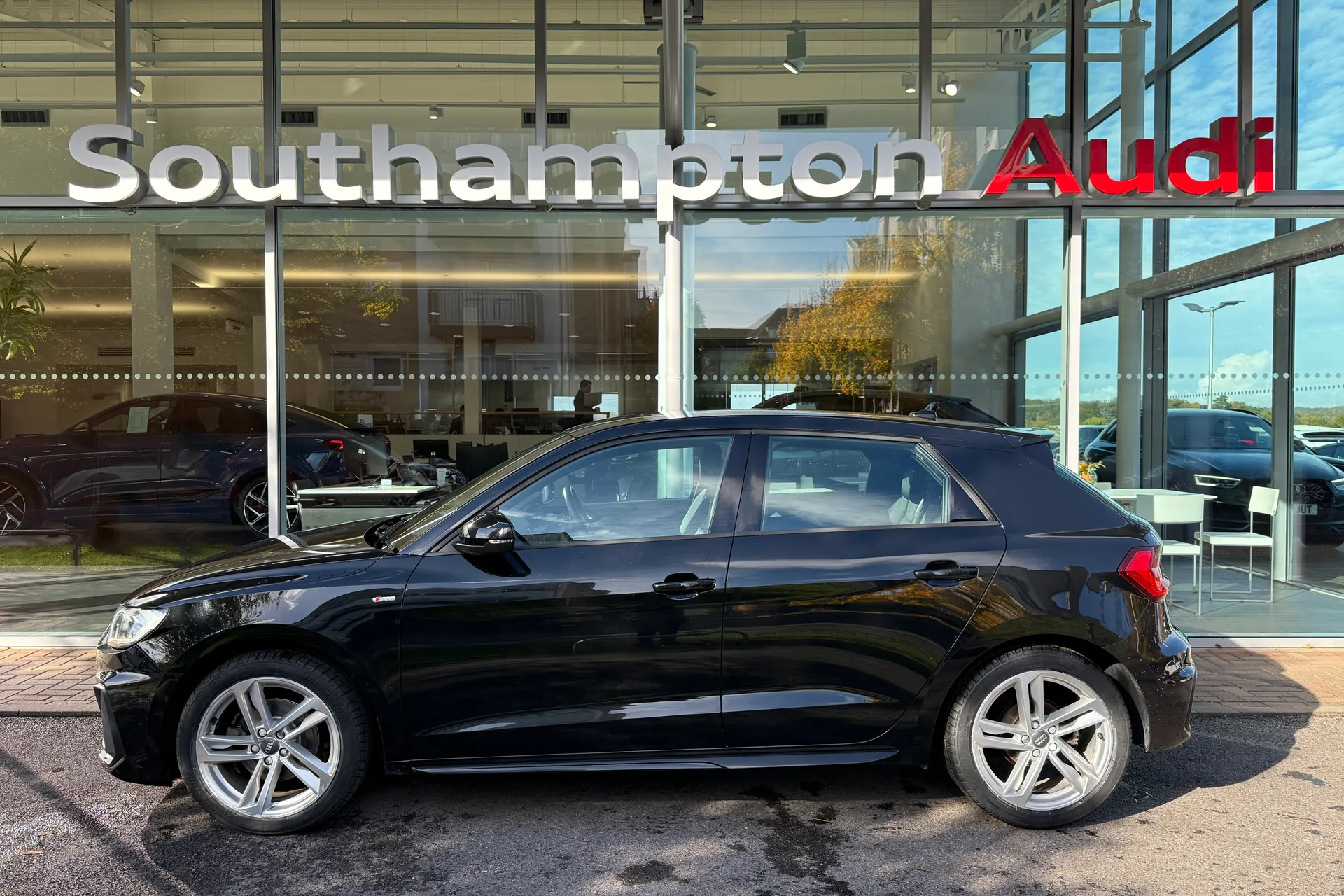 Audi A1 thumbnail image number 48