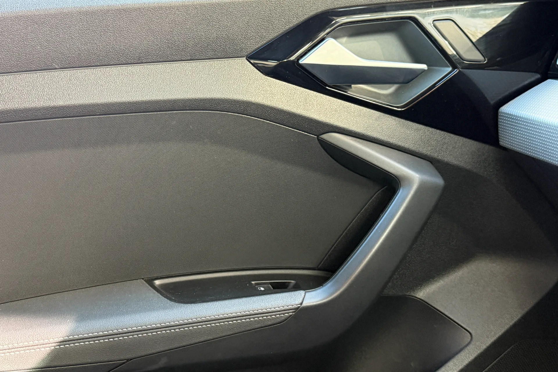 Audi A1 thumbnail image number 27