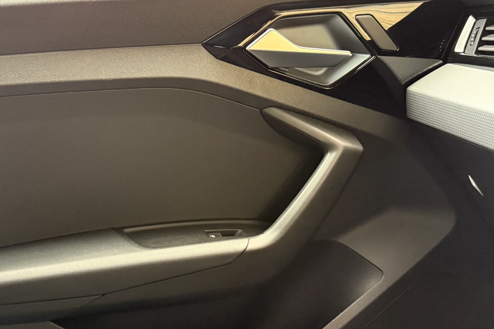 Audi A1 thumbnail image number 56