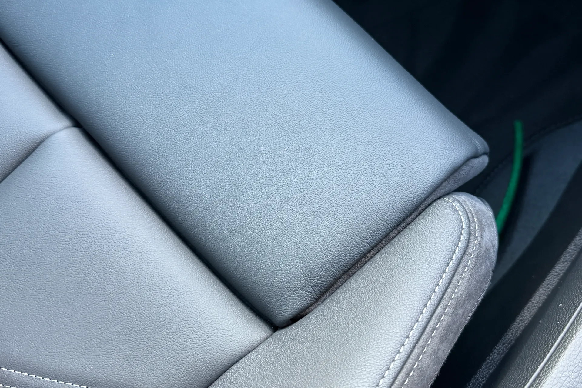 Audi Q3 thumbnail image number 31