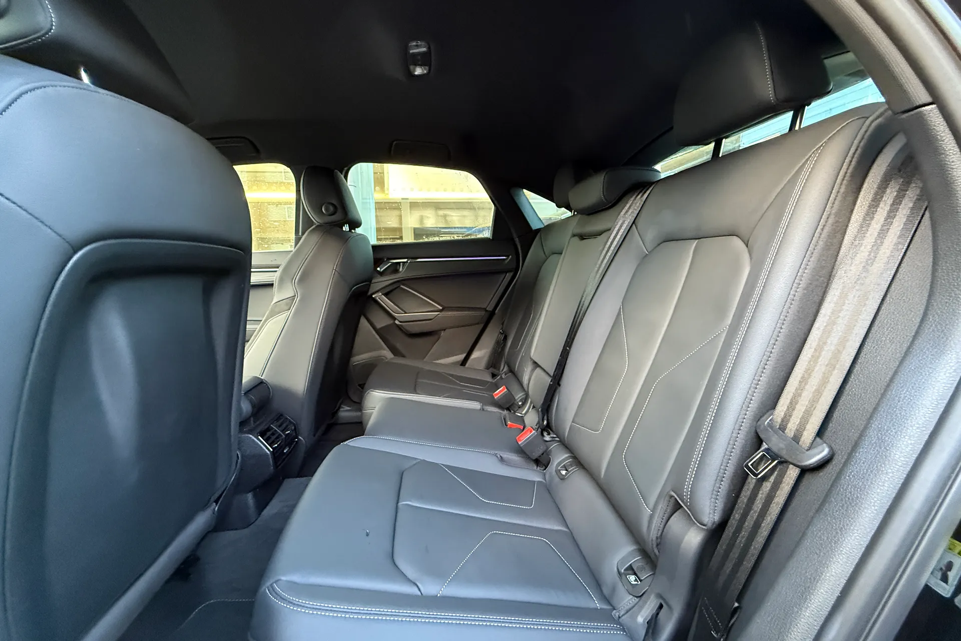 Audi Q3 thumbnail image number 51