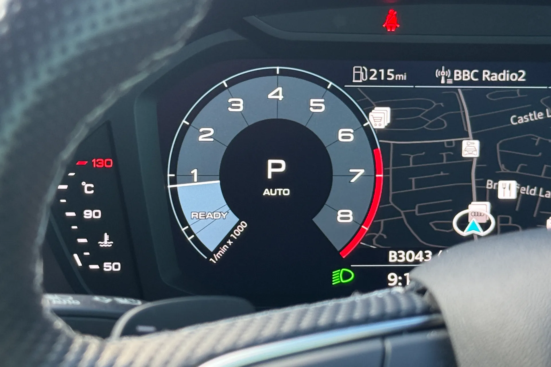 Audi Q3 thumbnail image number 16