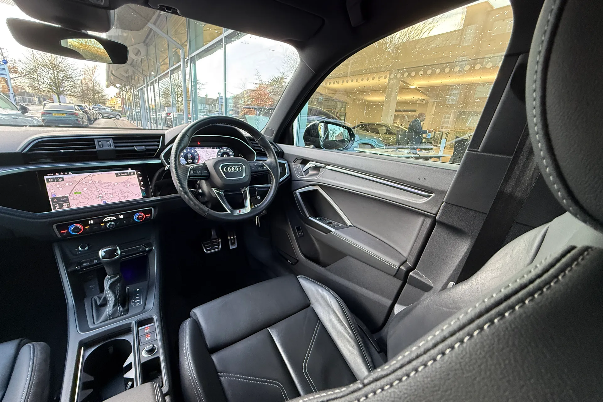 Audi Q3 thumbnail image number 47