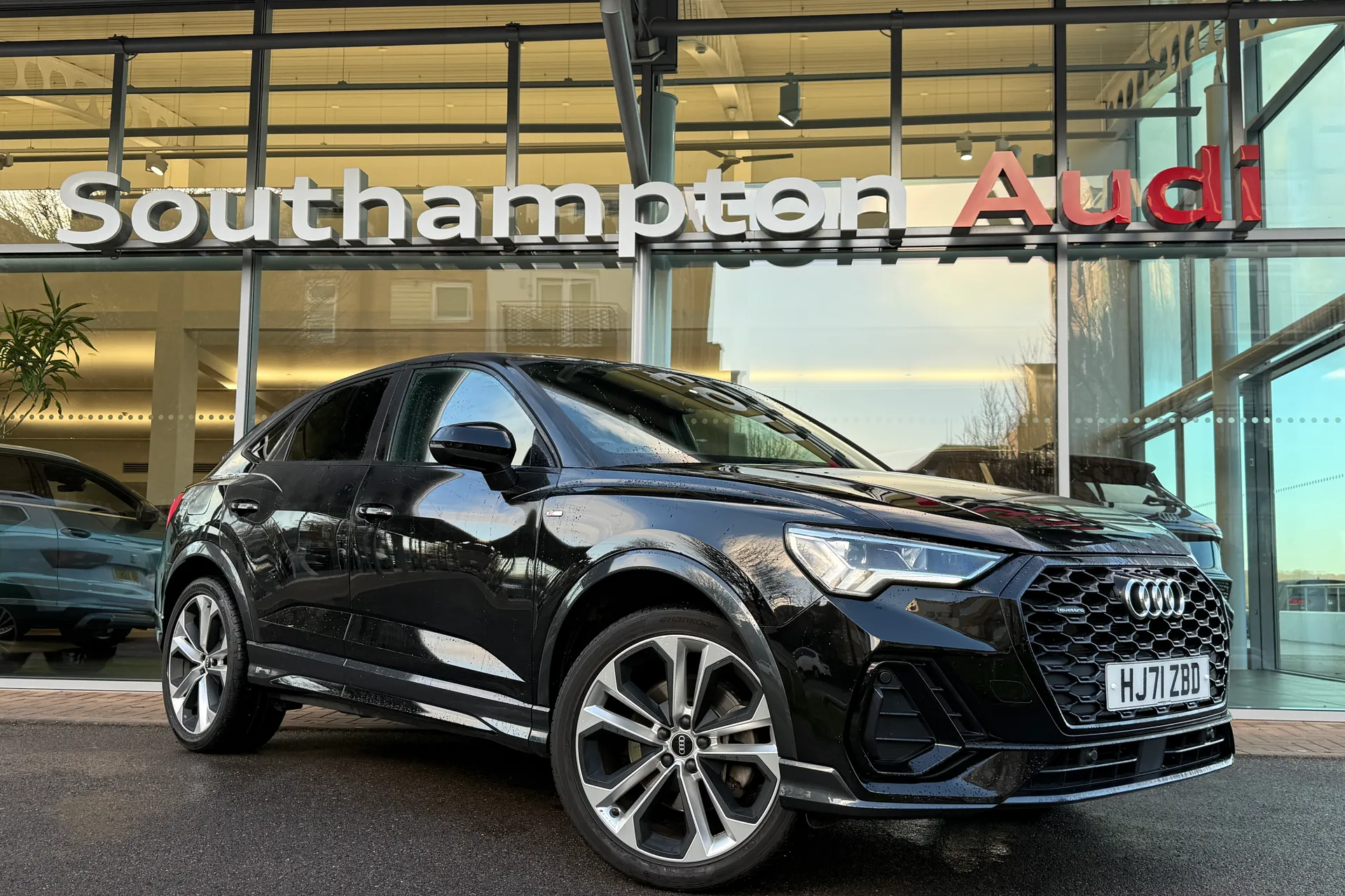 Audi Q3 focused image