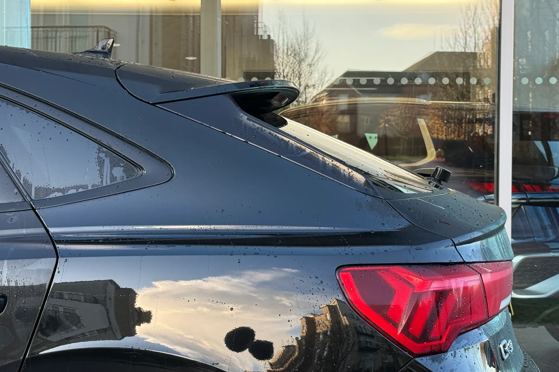 Audi Q3 thumbnail image number 59