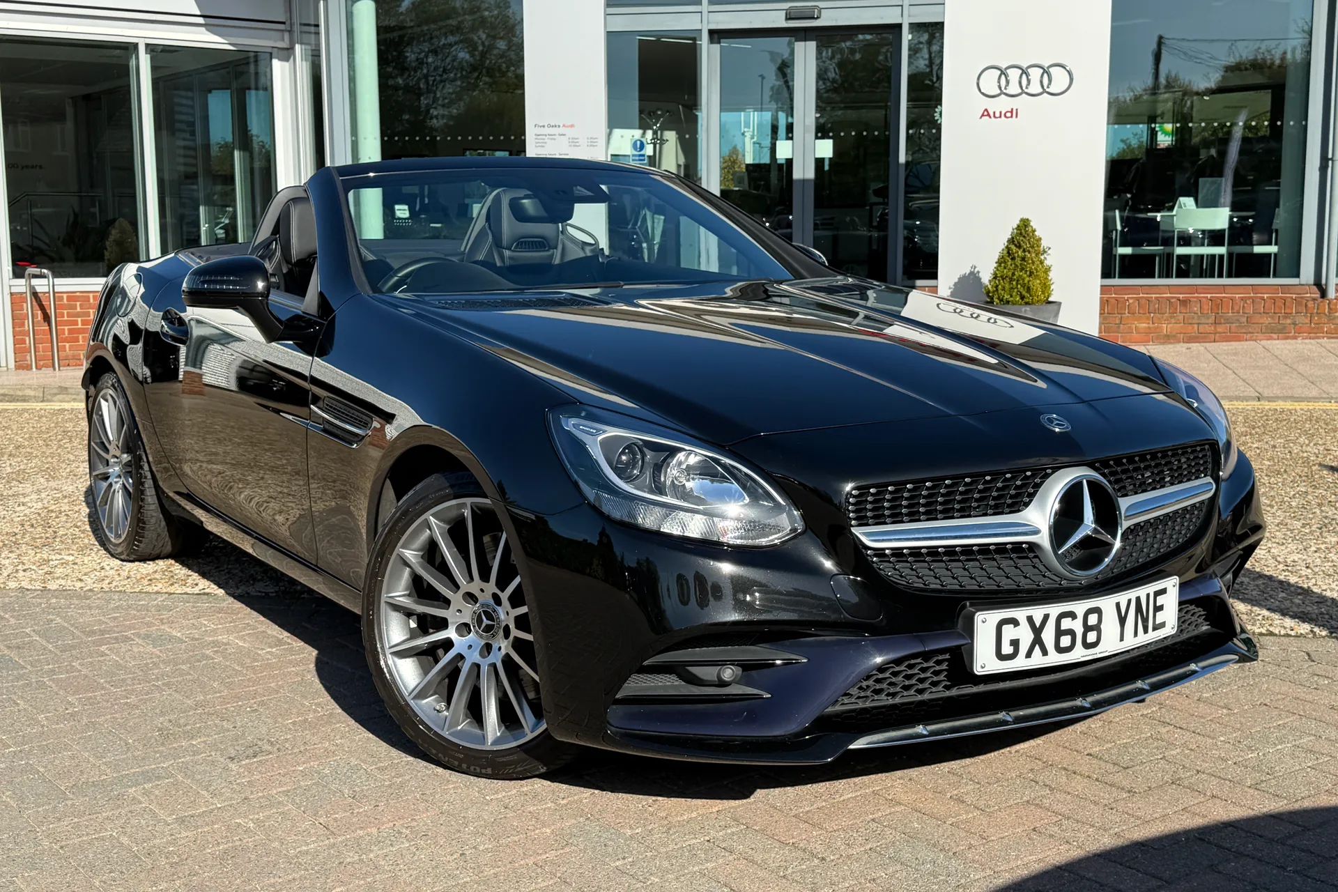 MERCEDES-BENZ SLC thumbnail image number 17