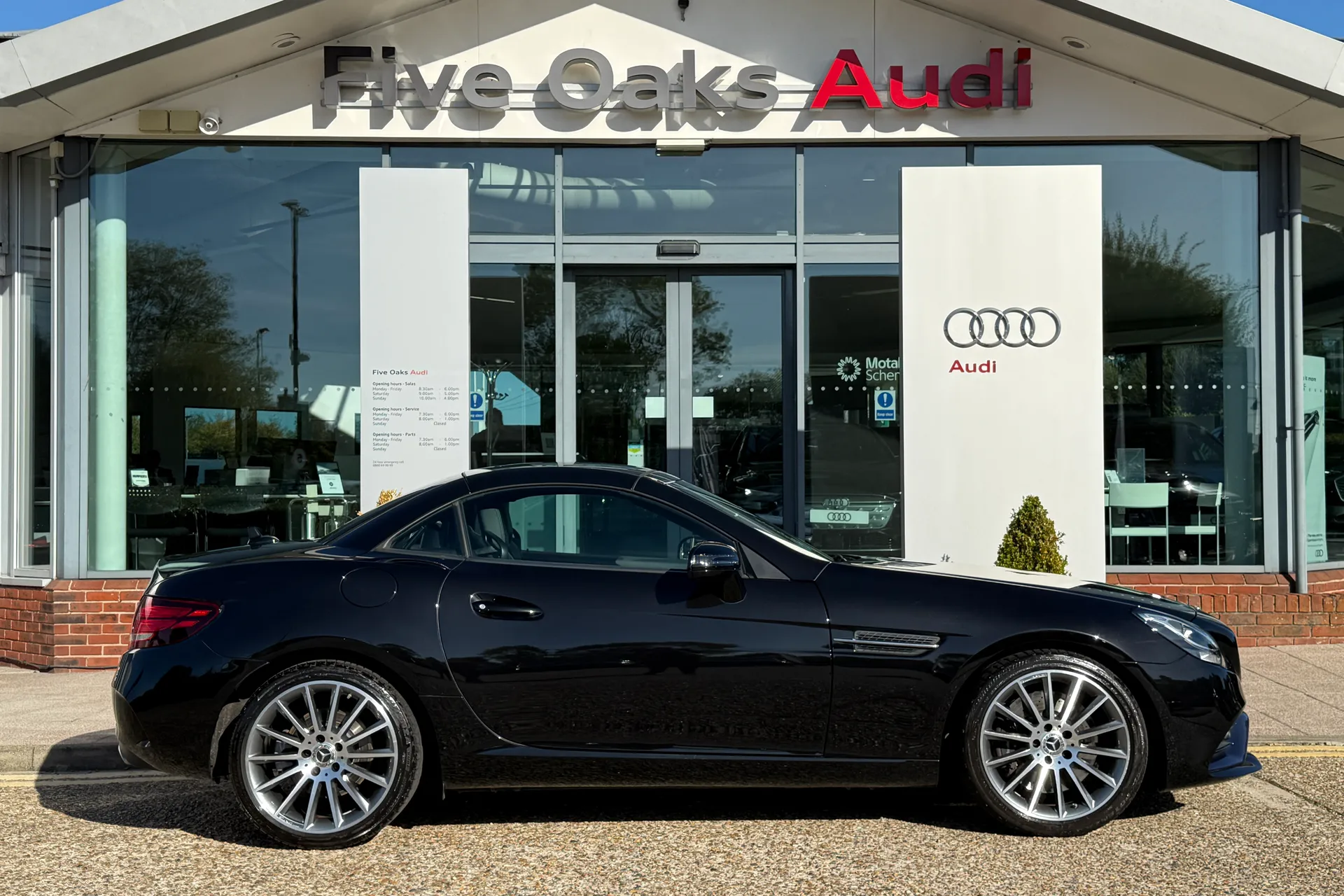 MERCEDES-BENZ SLC thumbnail image number 35