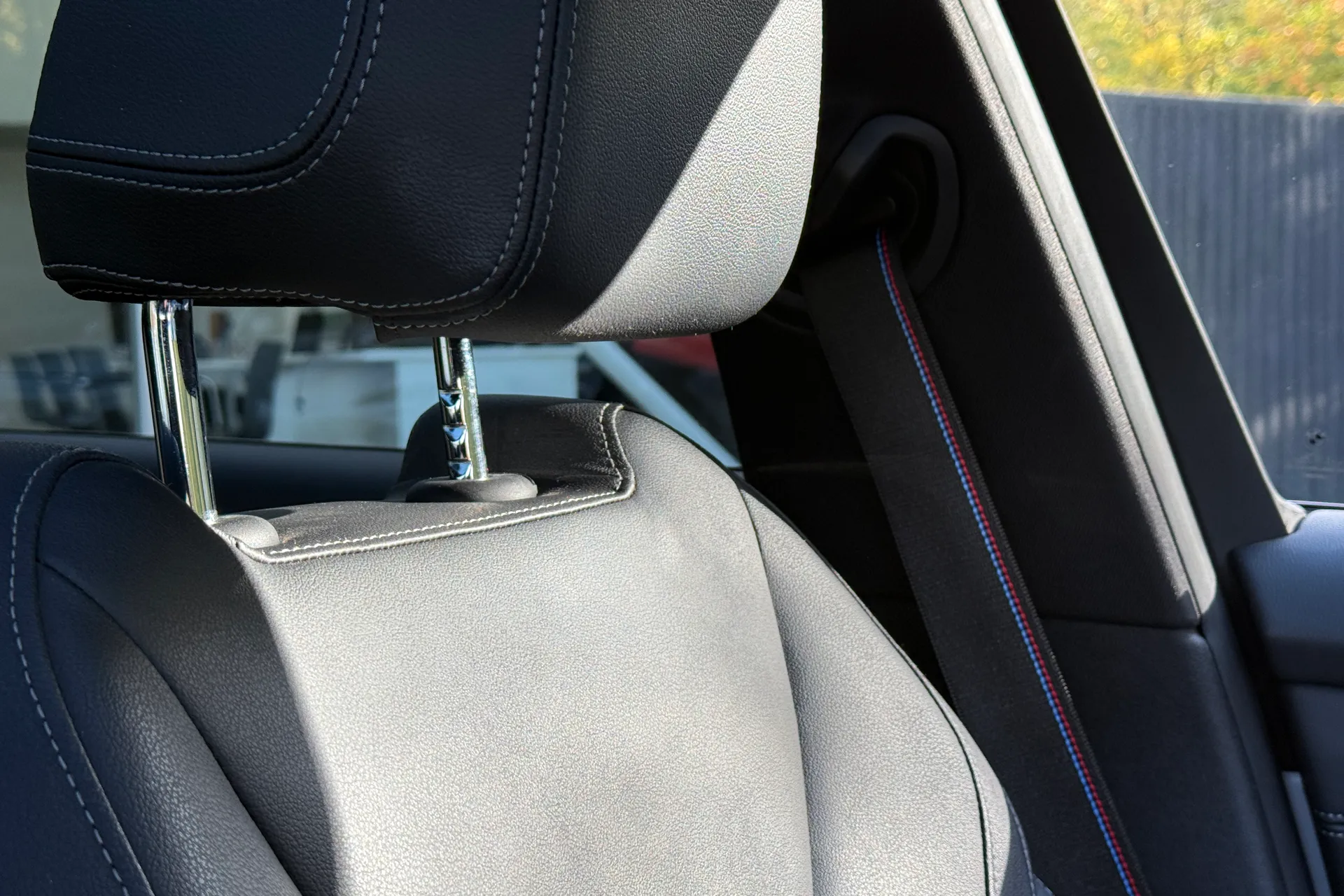 BMW 3 SERIES thumbnail image number 39