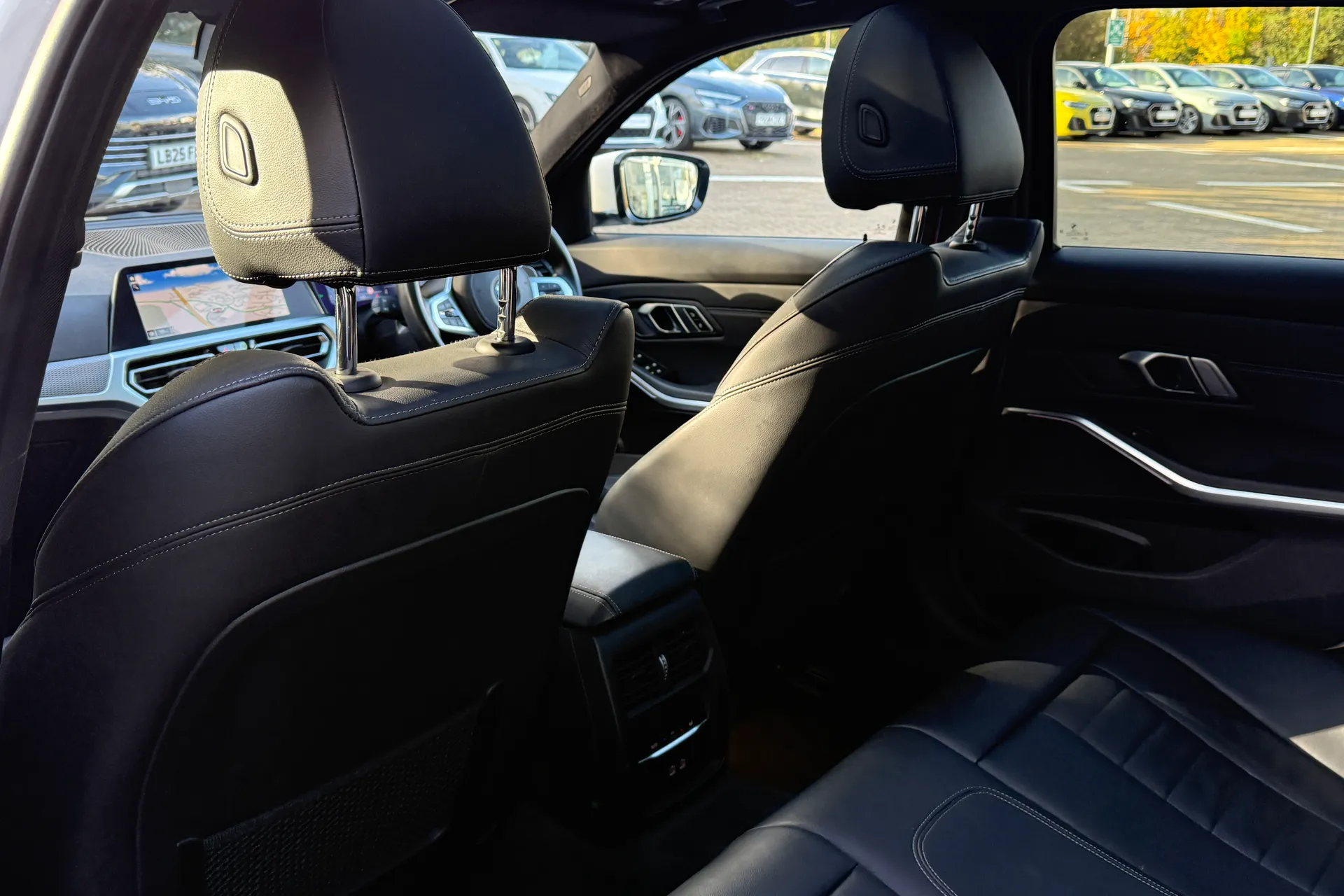 BMW 3 SERIES thumbnail image number 63