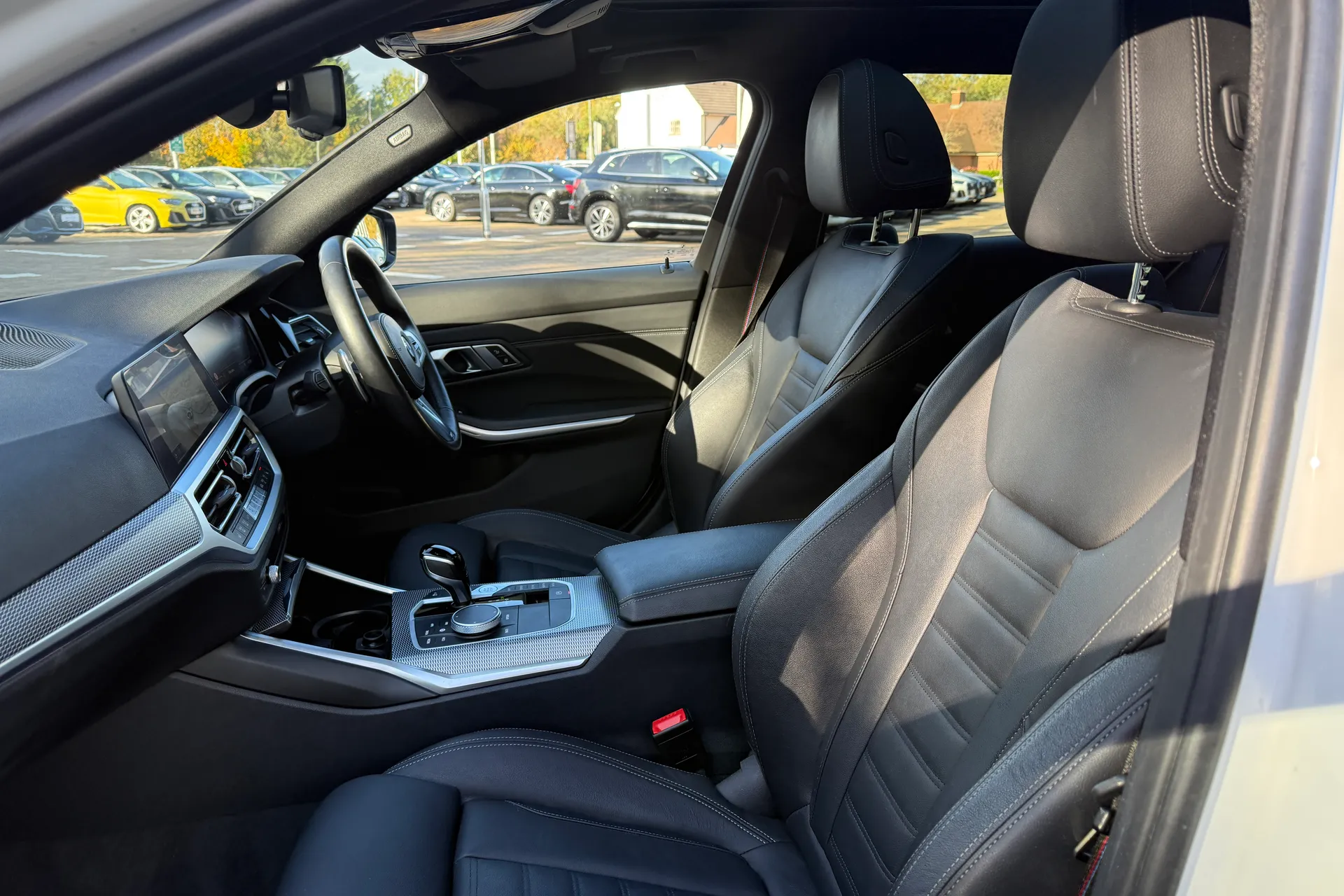 BMW 3 SERIES thumbnail image number 17