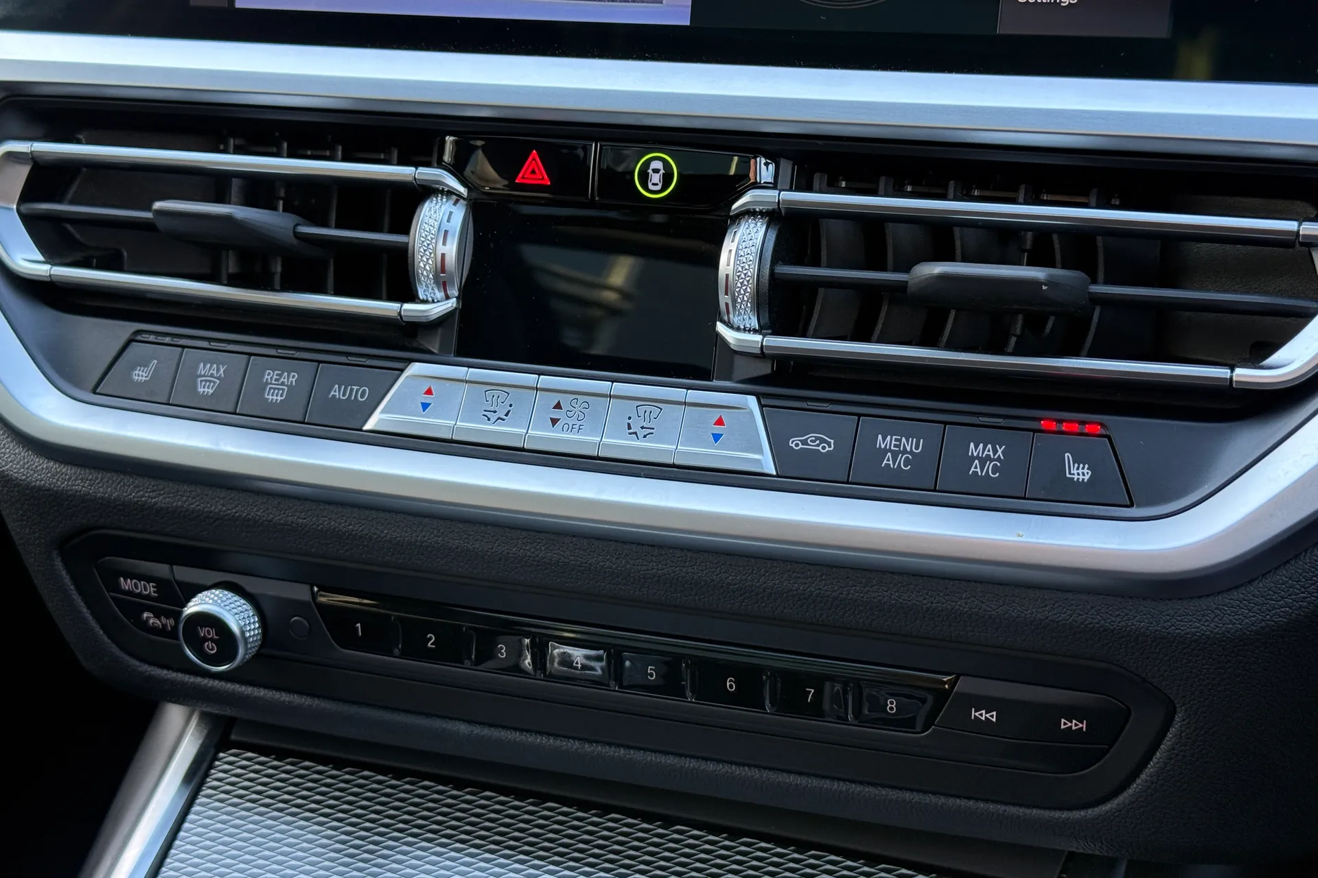 BMW 3 SERIES thumbnail image number 31