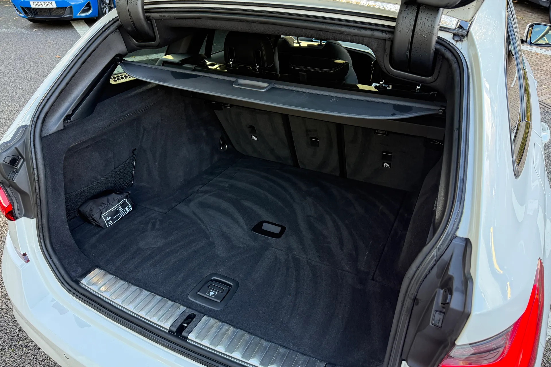 BMW 3 SERIES thumbnail image number 59