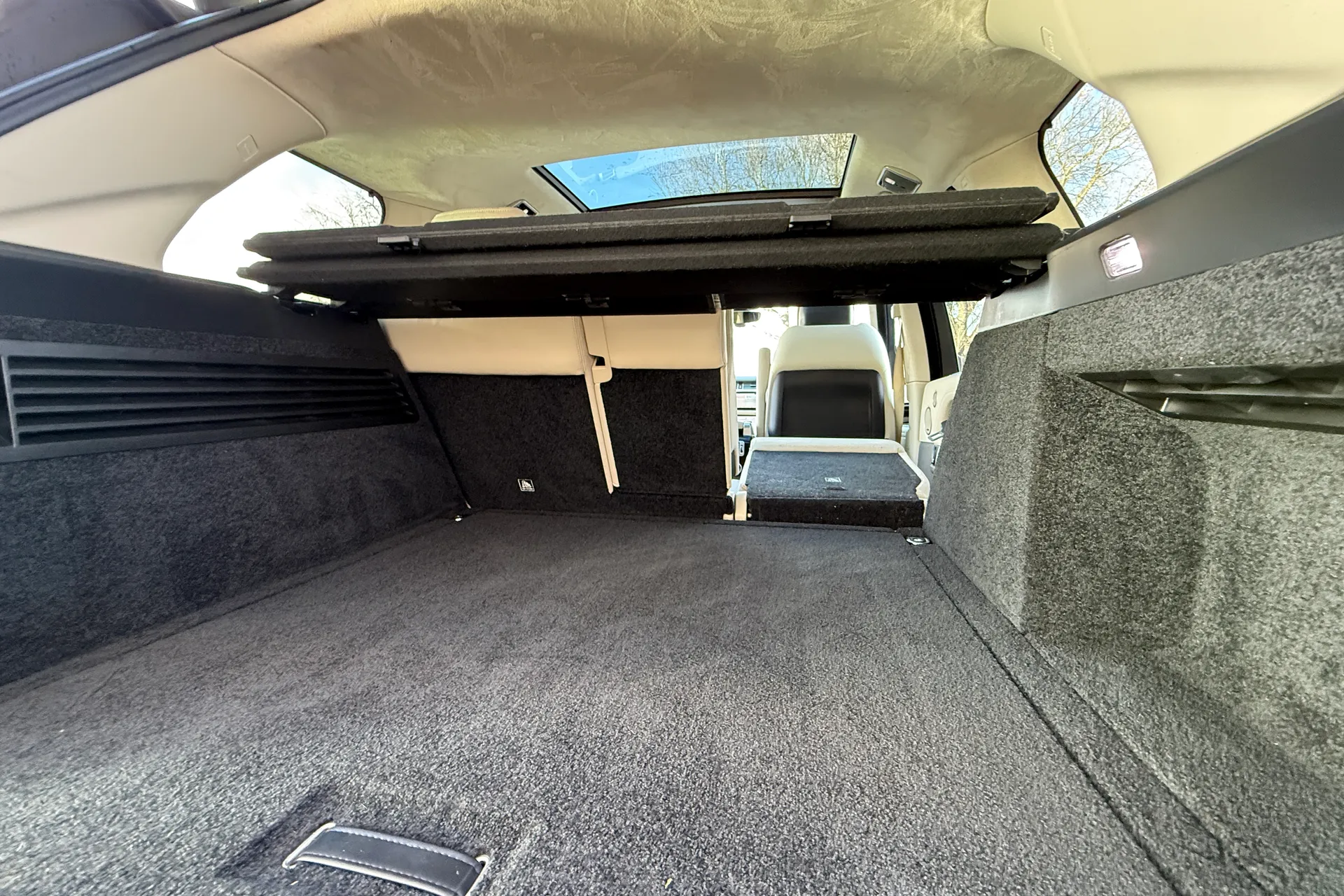 LAND ROVER RANGE ROVER thumbnail image number 41