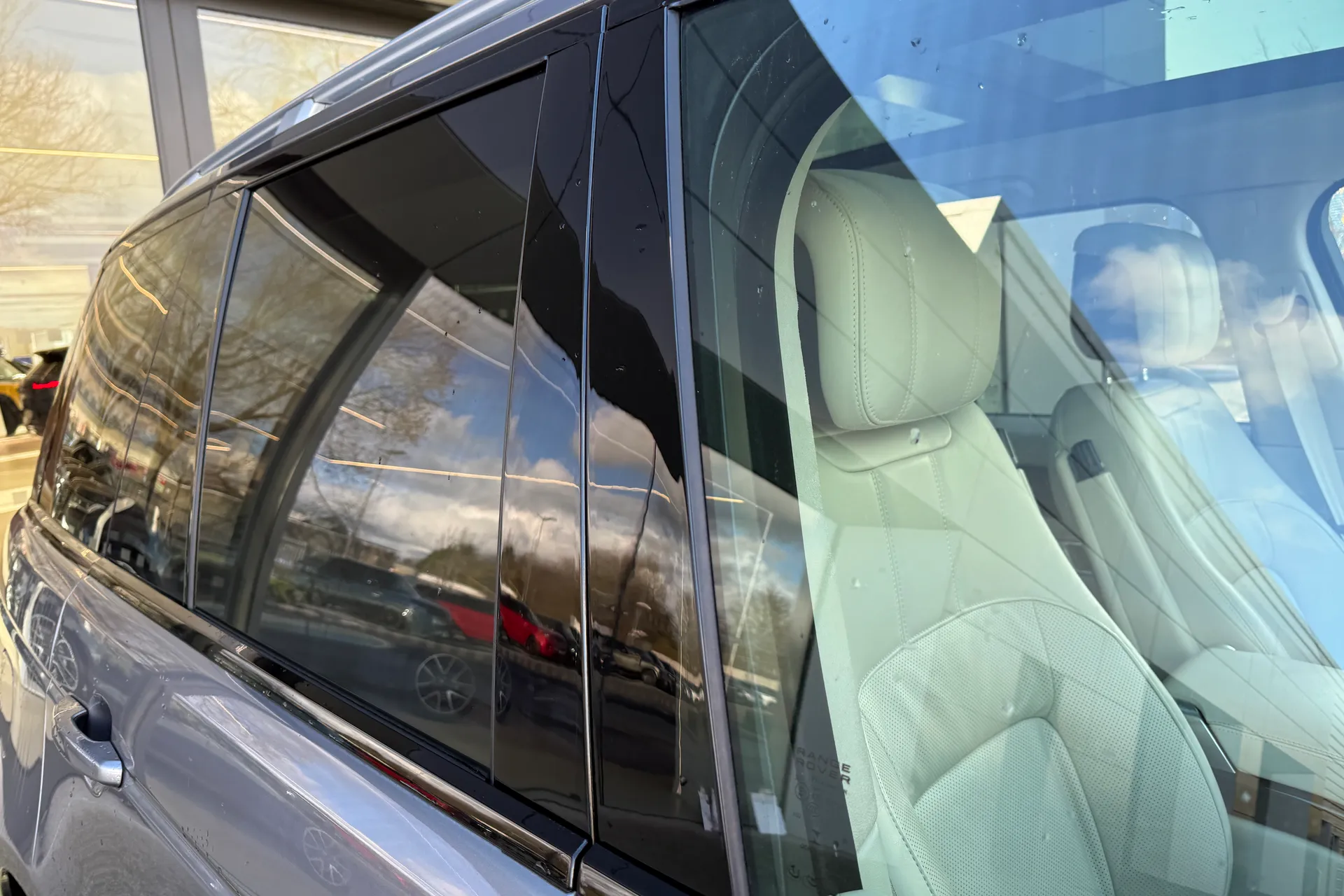 LAND ROVER RANGE ROVER thumbnail image number 23