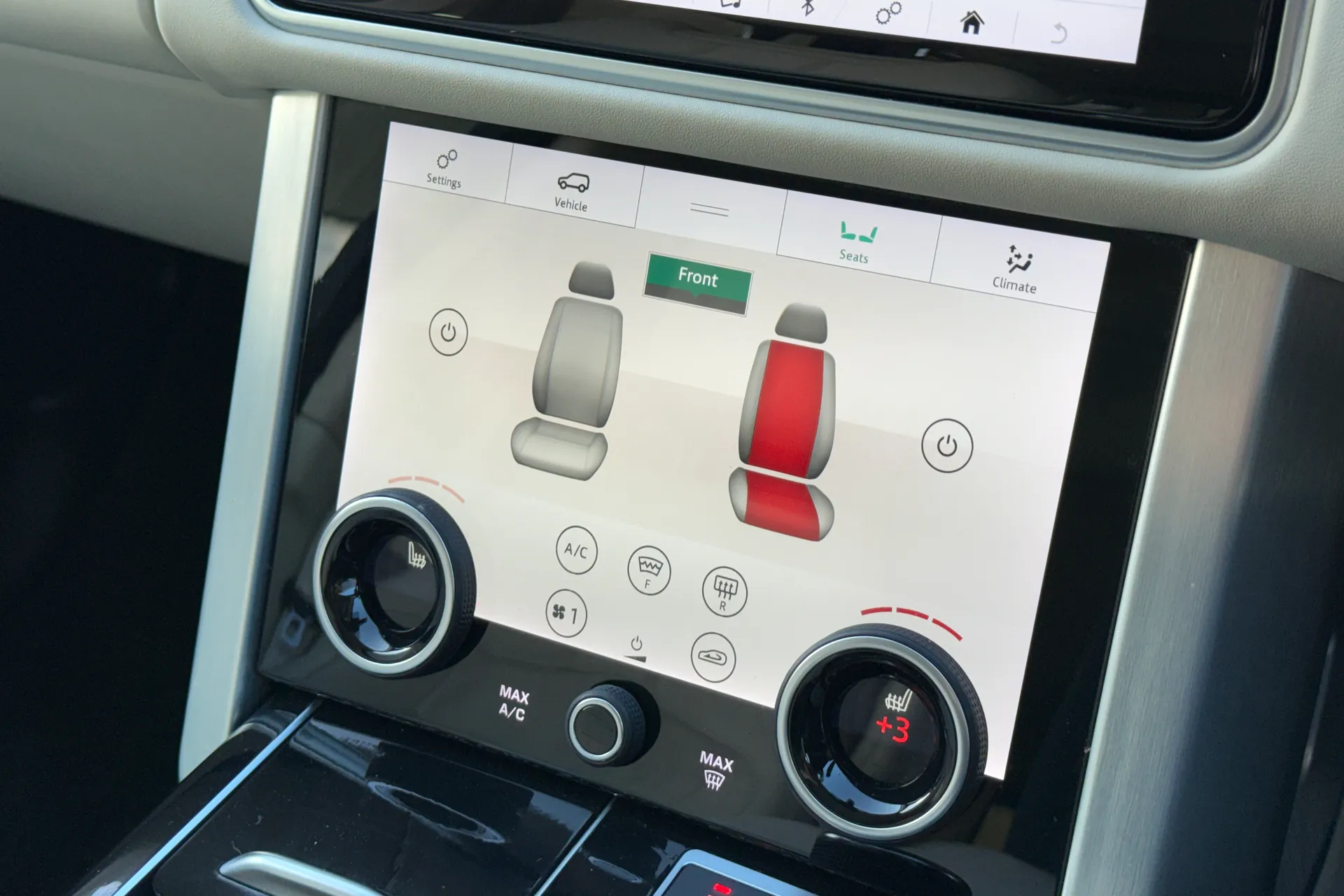 LAND ROVER RANGE ROVER thumbnail image number 17