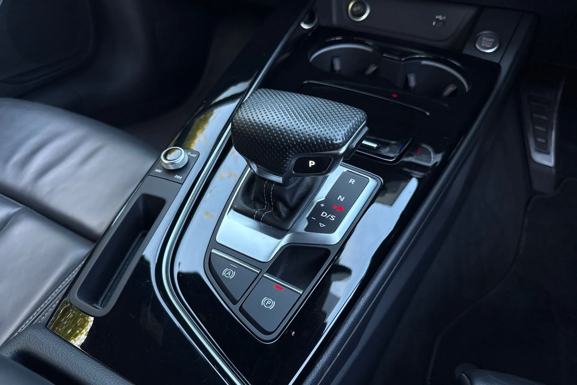 Audi A5 thumbnail image number 42