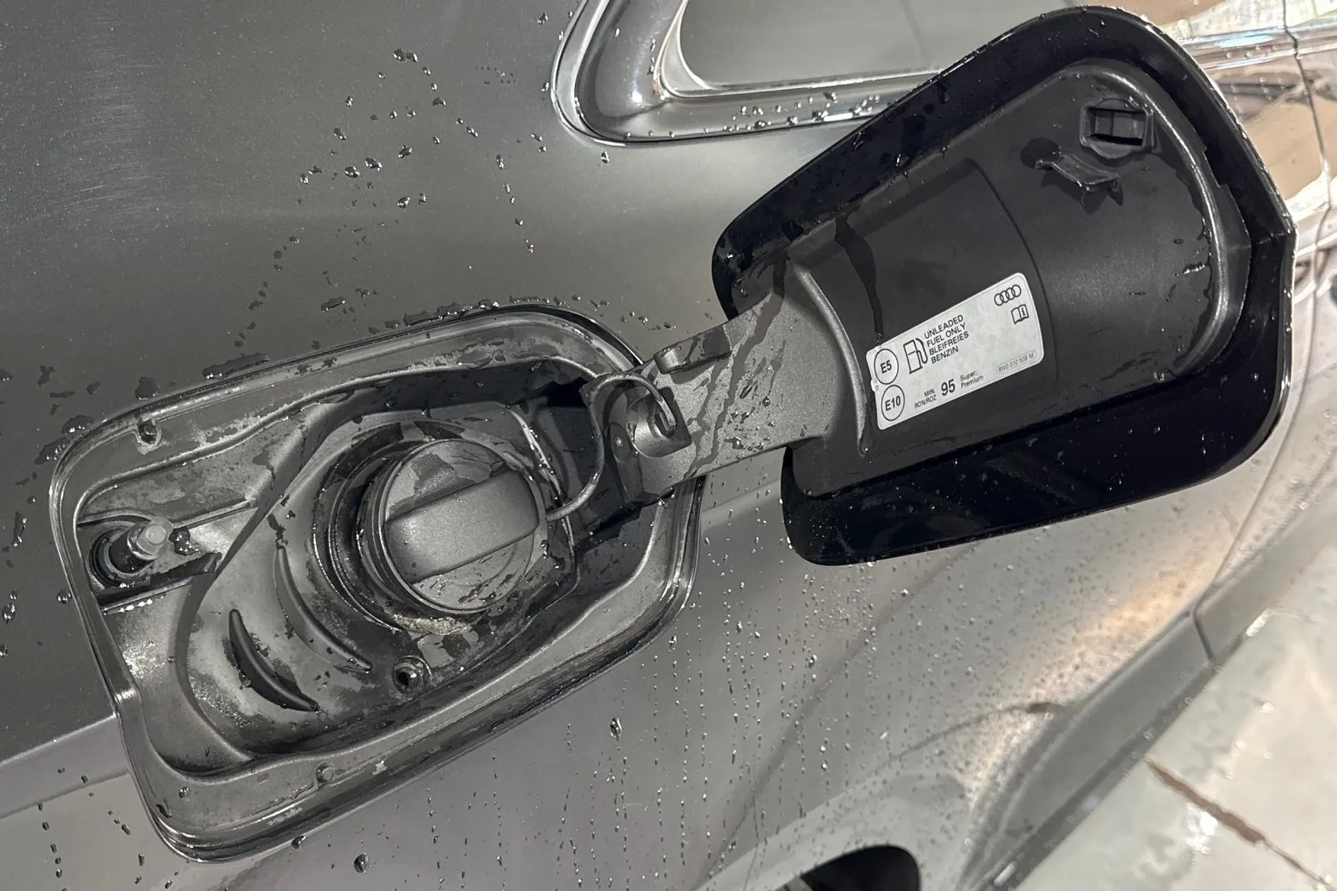 Audi A5 thumbnail image number 18