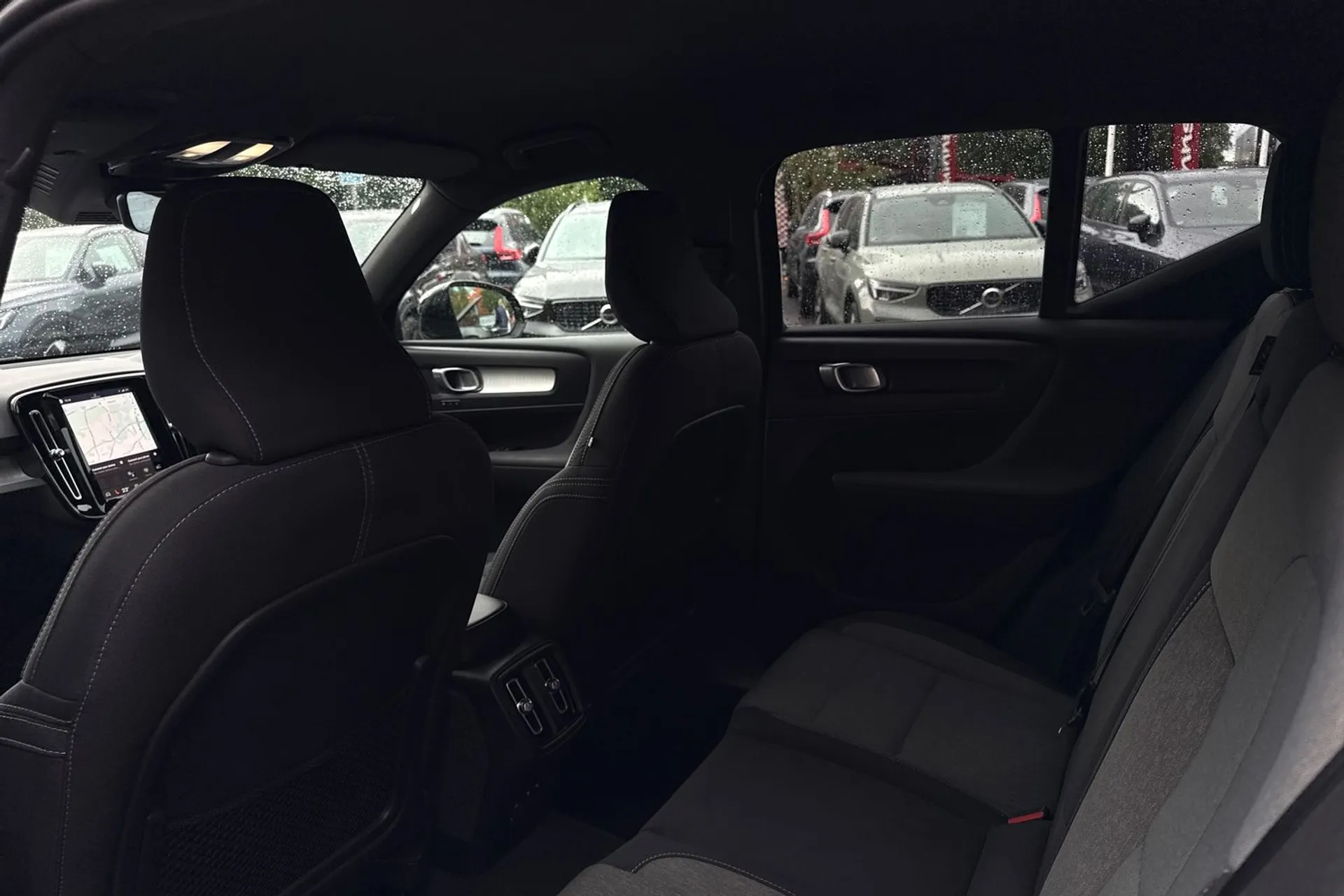 Volvo XC40 thumbnail image number 31