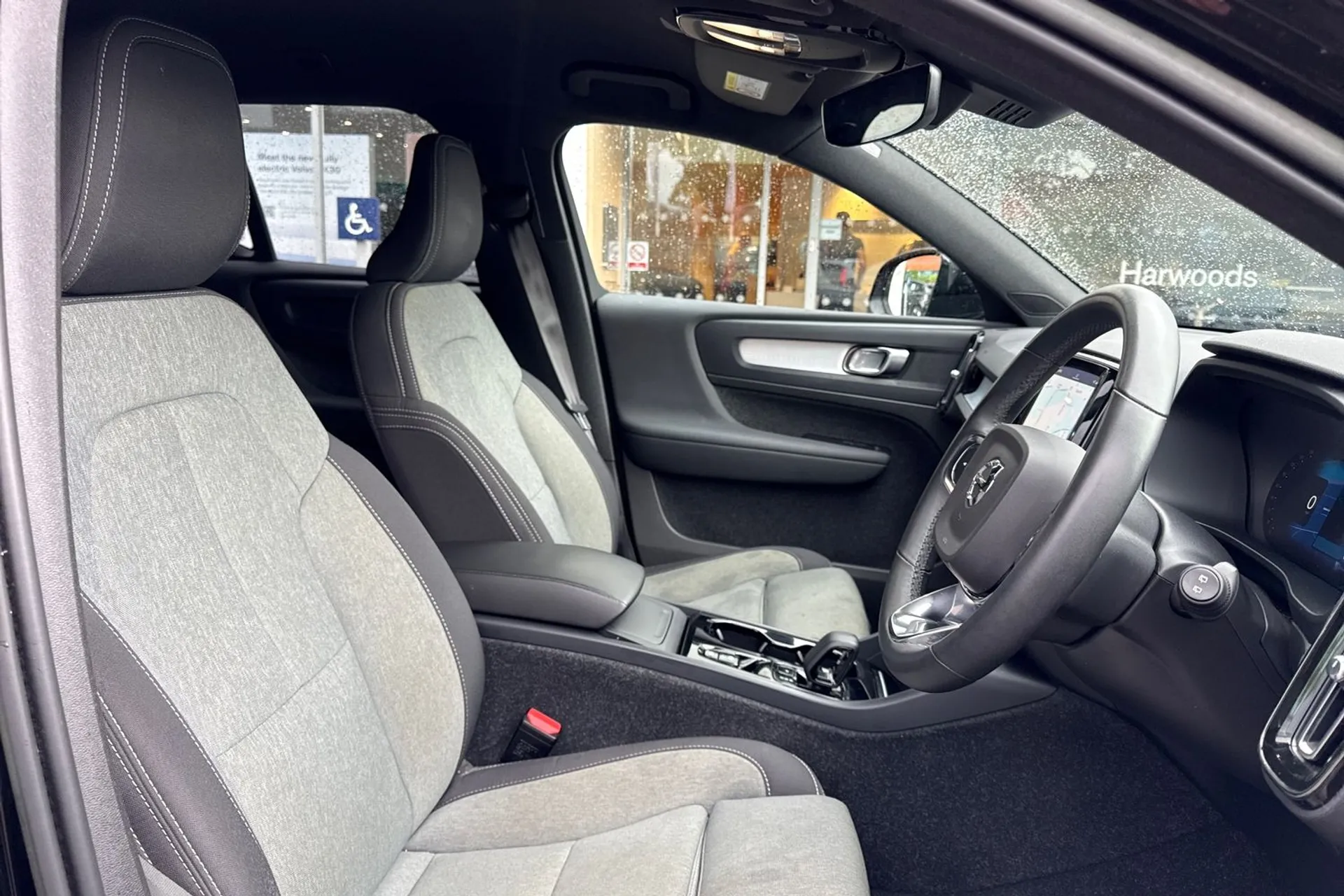 Volvo XC40 thumbnail image number 26