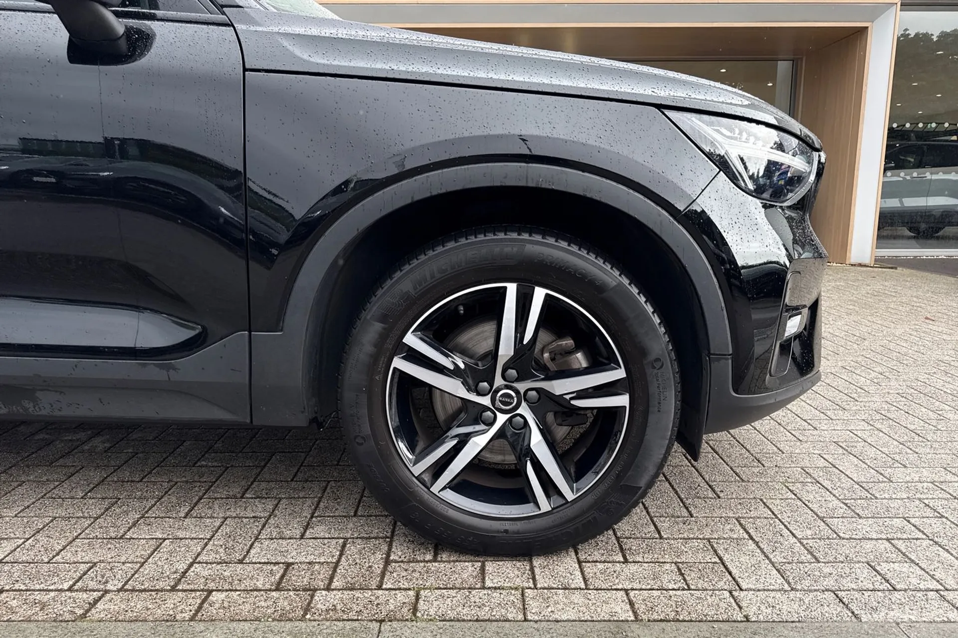 Volvo XC40 thumbnail image number 14