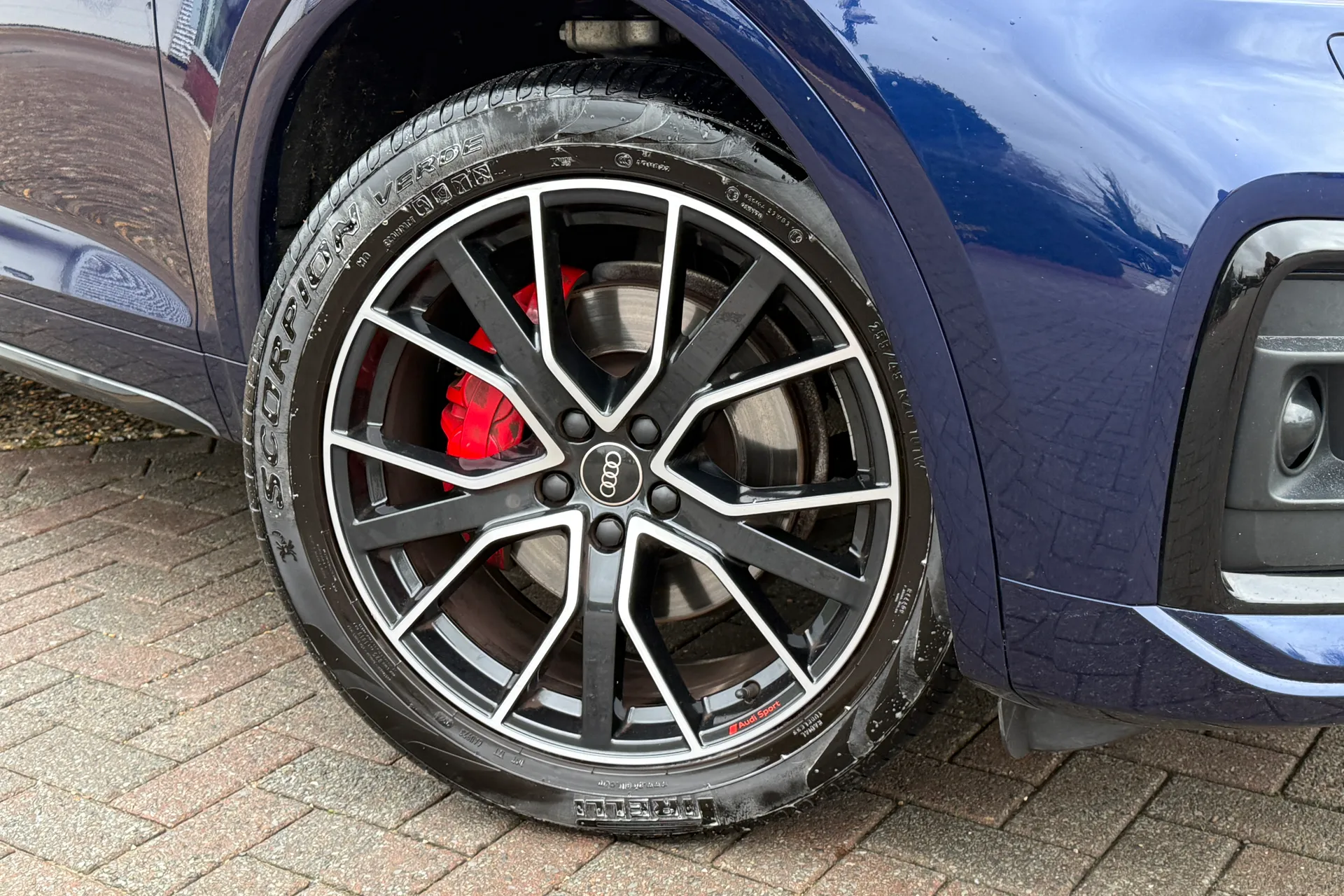 Audi Q5 thumbnail image number 7