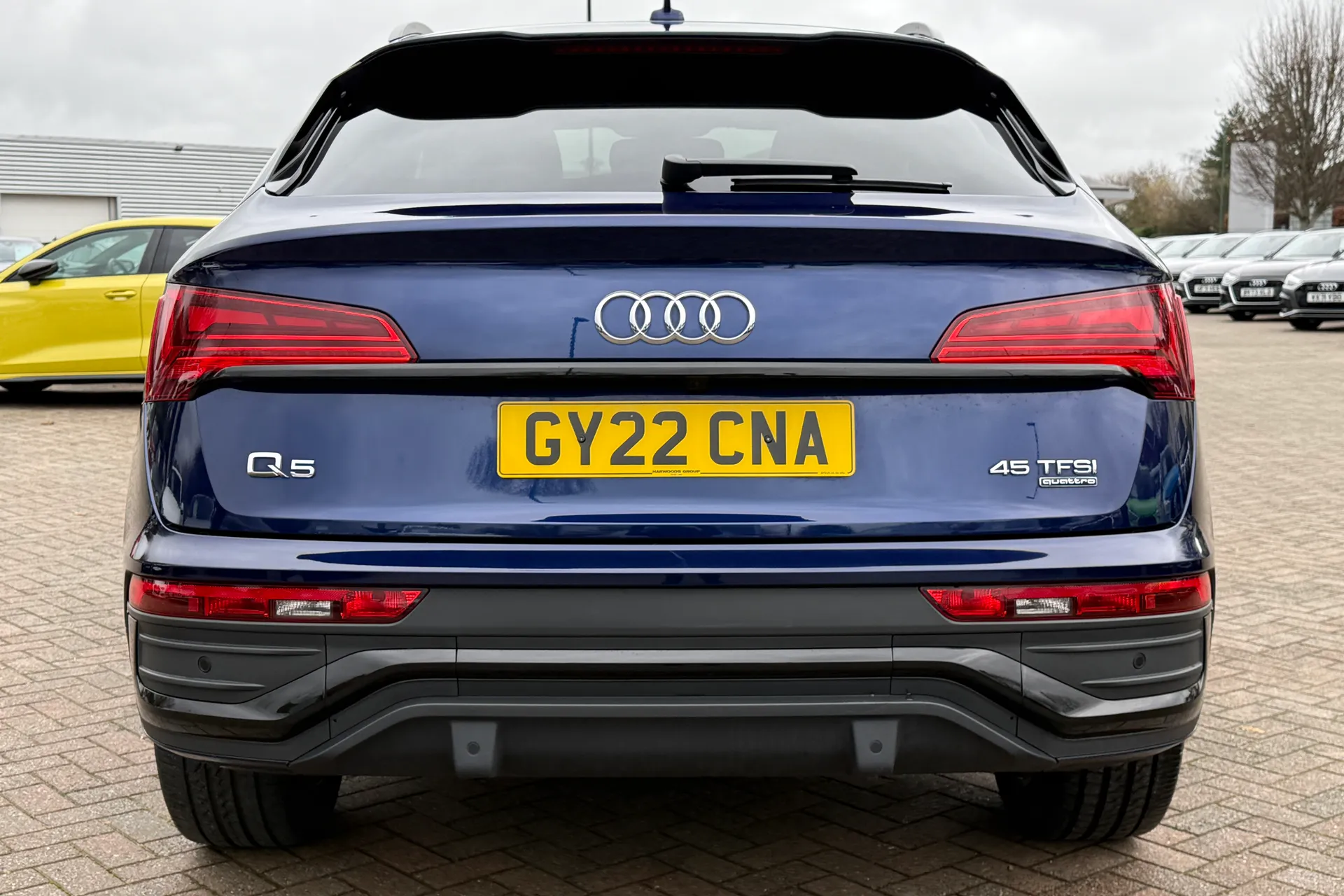 Audi Q5 thumbnail image number 32