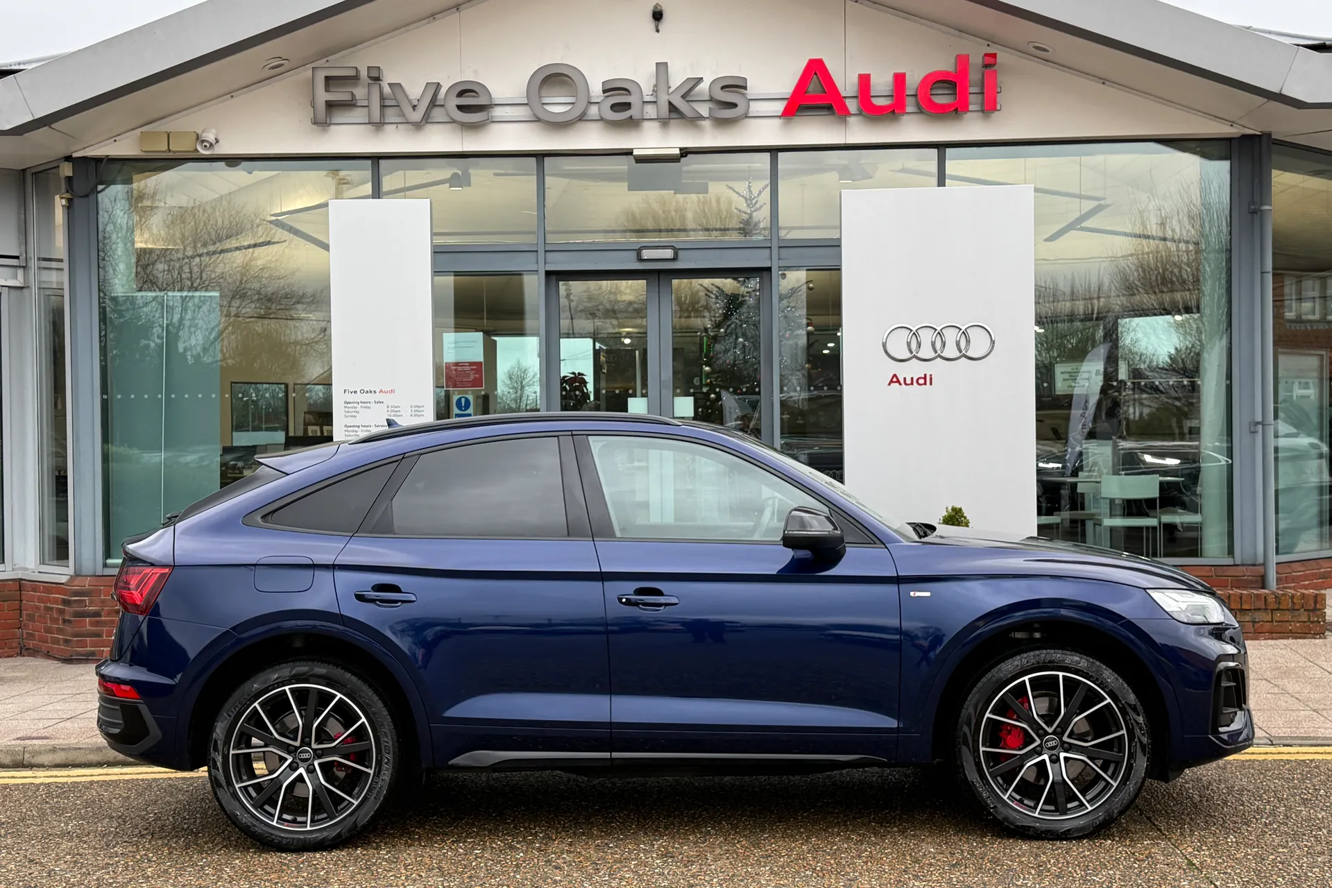 Audi Q5 thumbnail image number 2