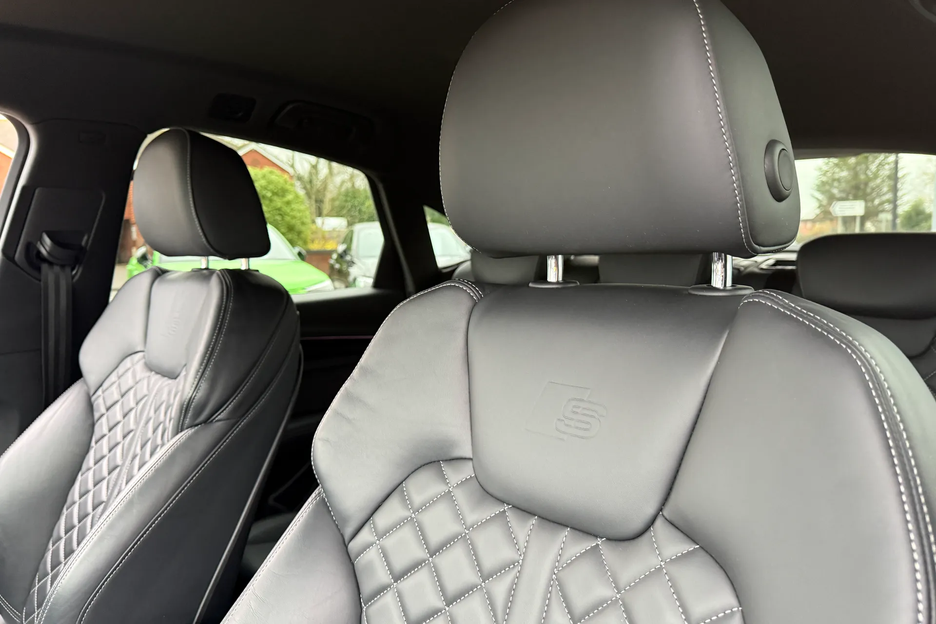 Audi Q5 thumbnail image number 30