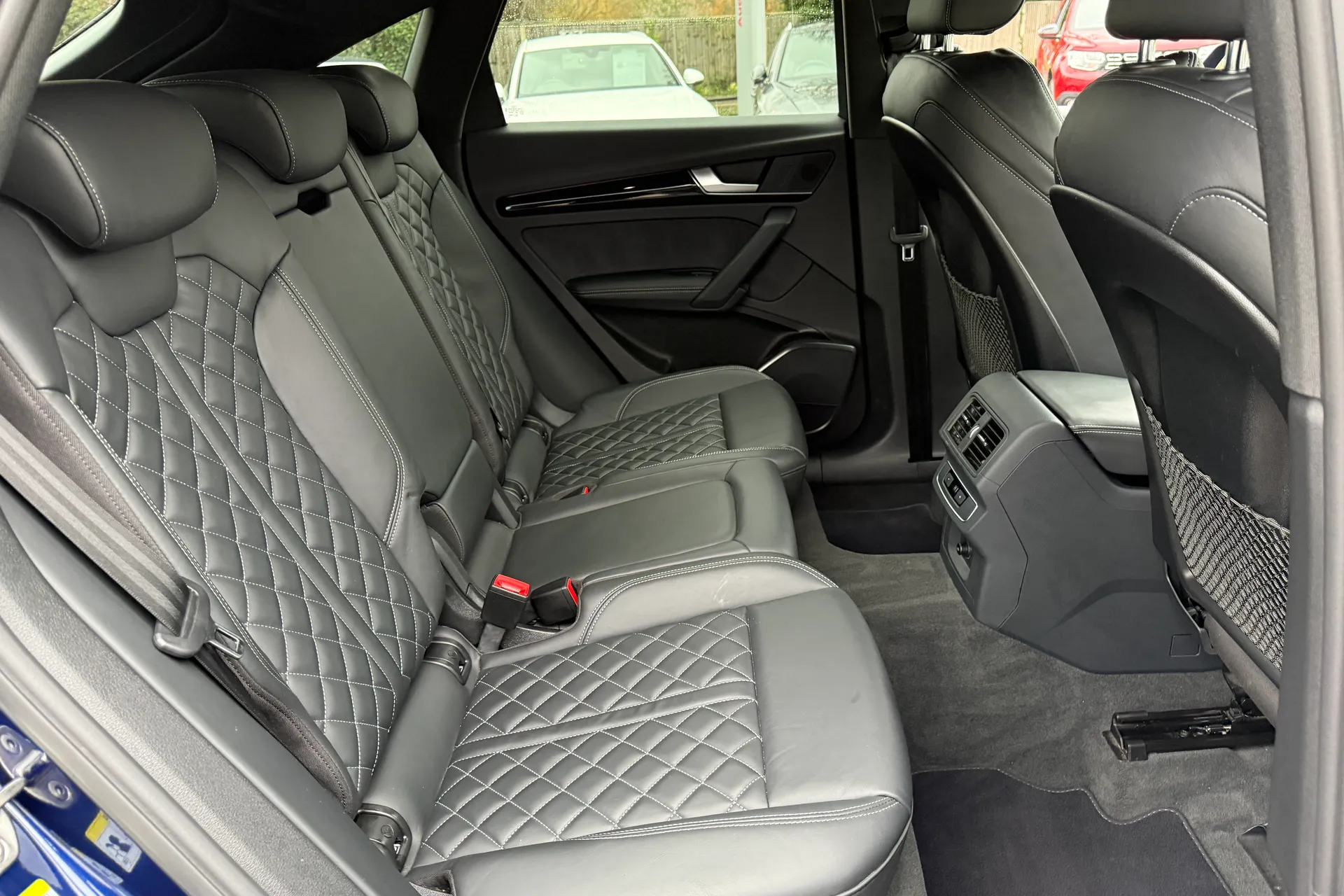 Audi Q5 thumbnail image number 44