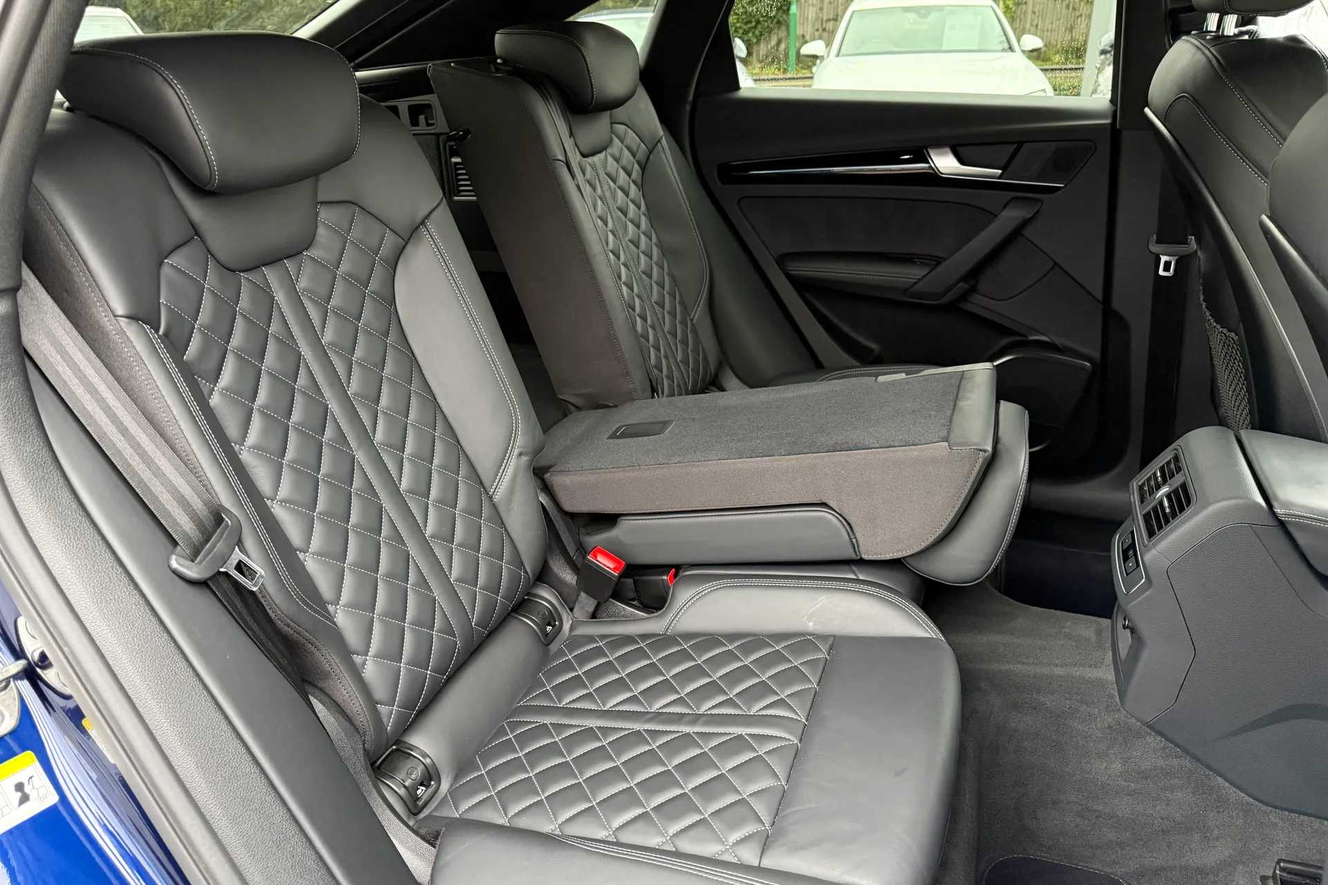 Audi Q5 thumbnail image number 46