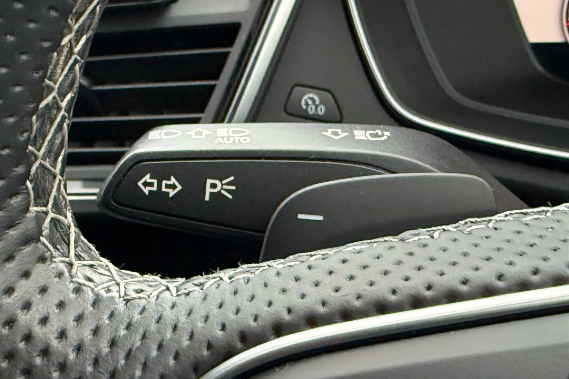 Audi Q5 thumbnail image number 17