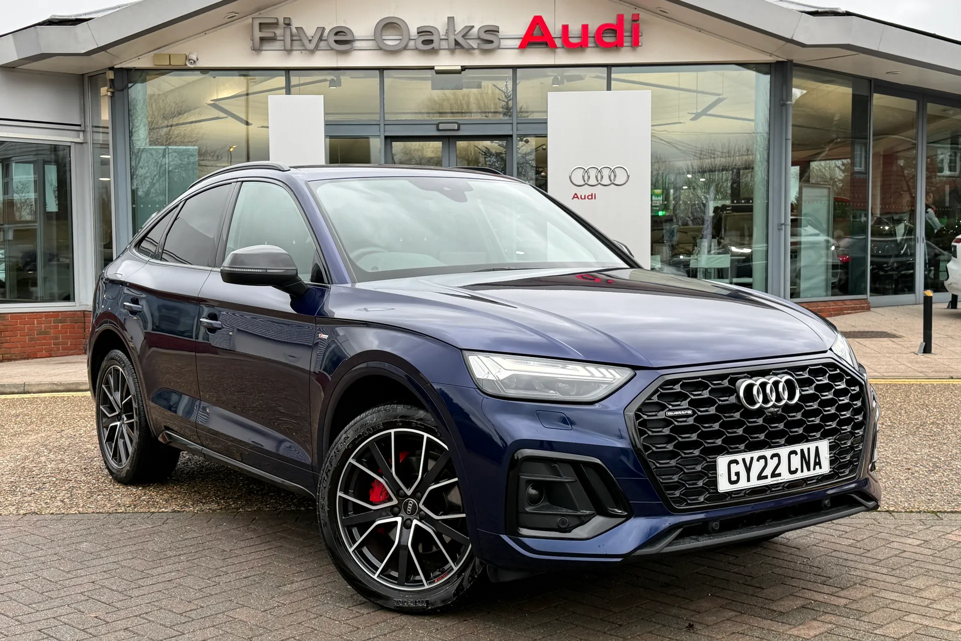 Audi Q5 focused image